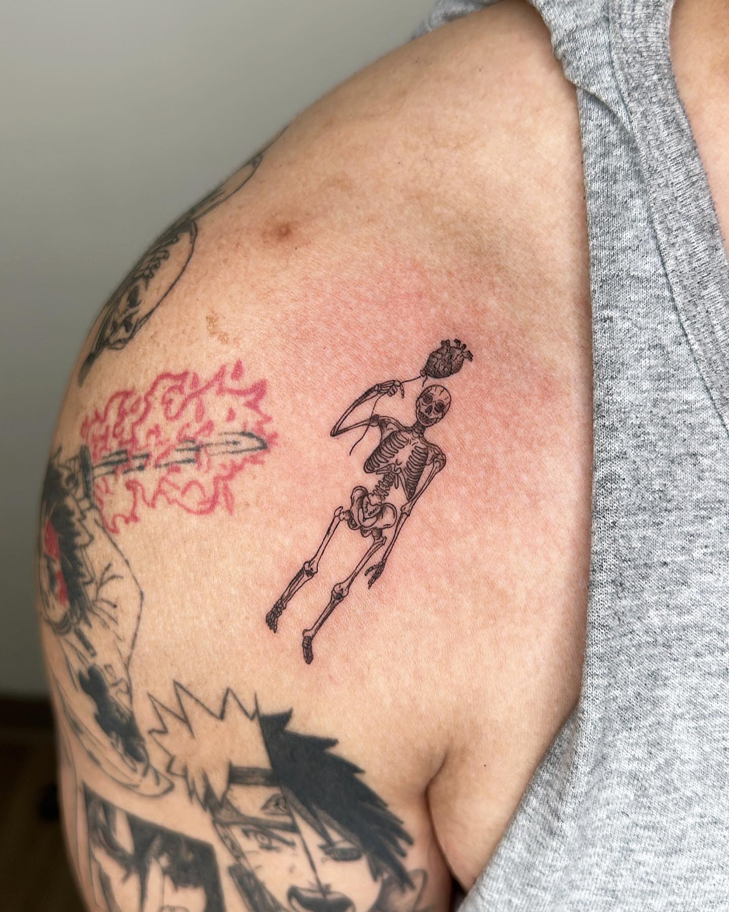 Tattoo by @kphaninks โ black_and_grey