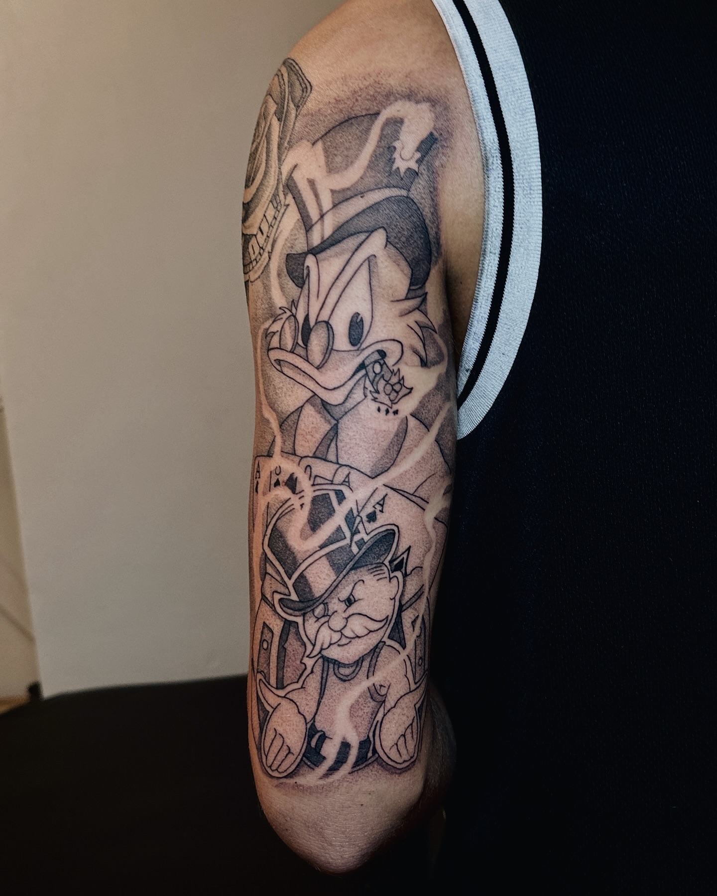 Tattoo by @puratinta4u — american_traditional, black_and_grey
