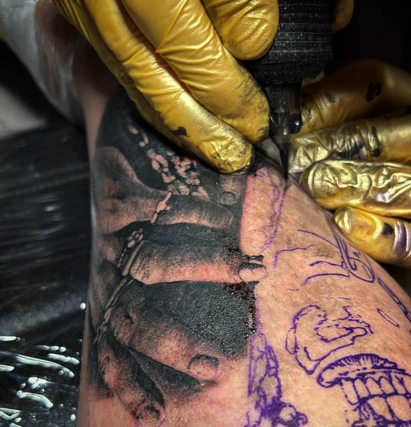 Tattoo by @y_i_n_k — black_and_grey