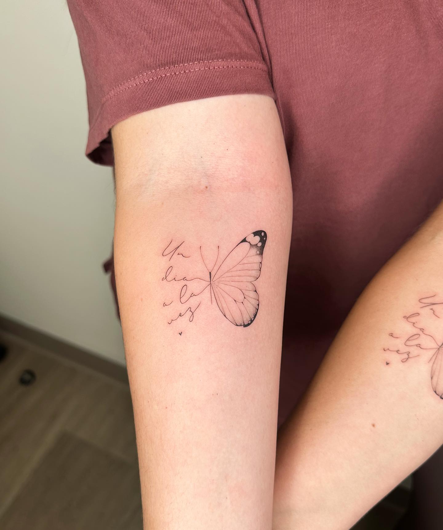 Tattoo by @kphaninks โ fine_line