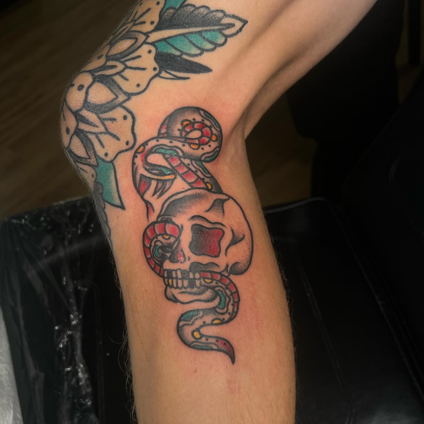 Tattoo by @tattoosbyliya — american_traditional, dotwork