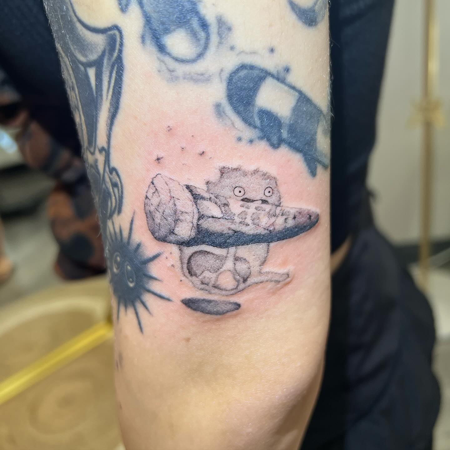 Tattoo by @onddautattoo — black_and_grey