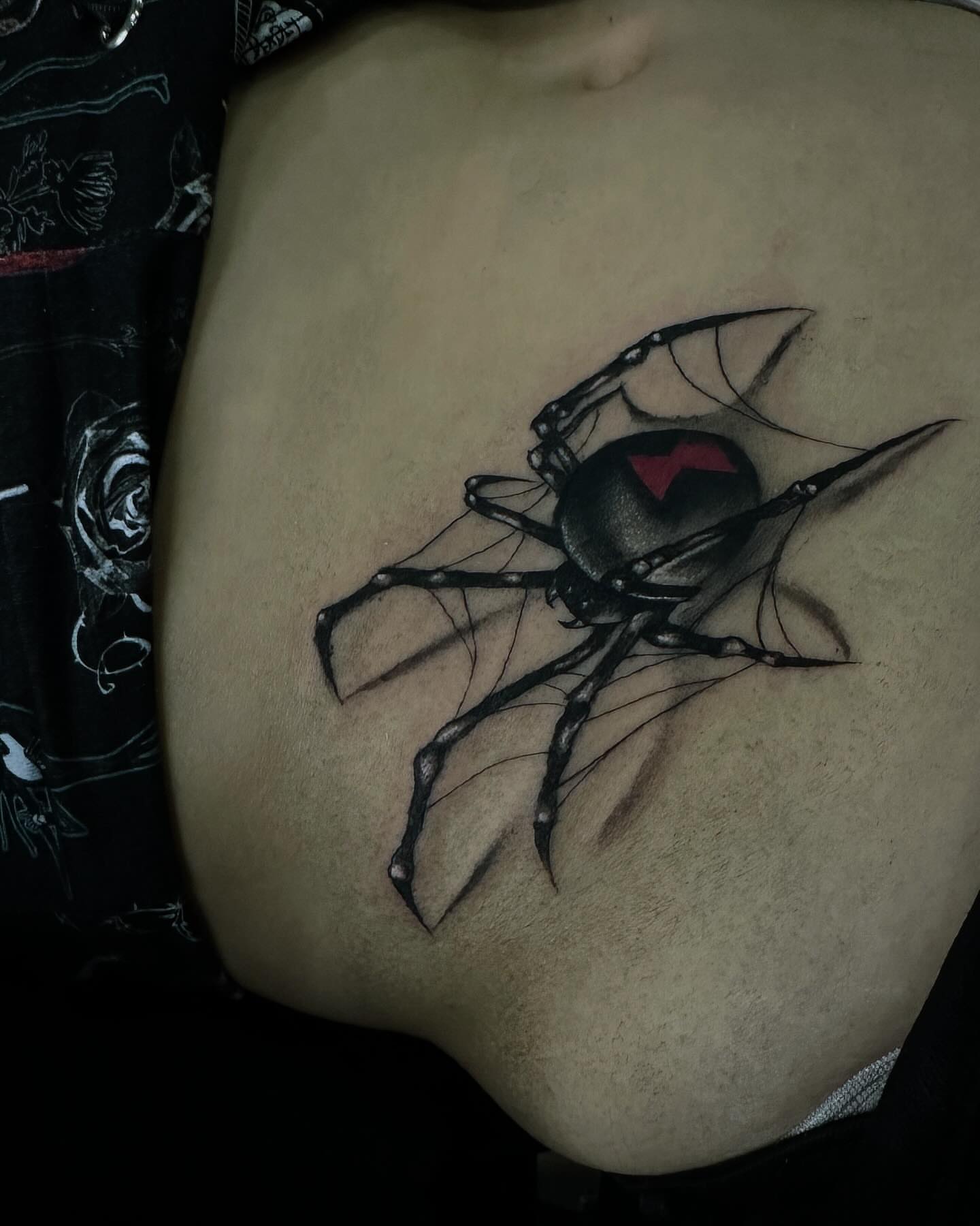 Spider realism tattoo on the back by Las Vegas Tattoo Artist