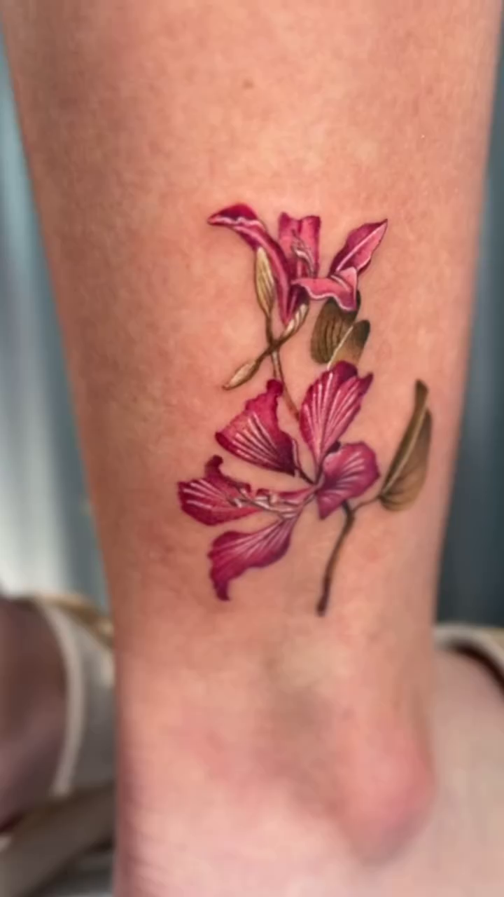 Tattoo by @zinktattoostef — fine_line, realism