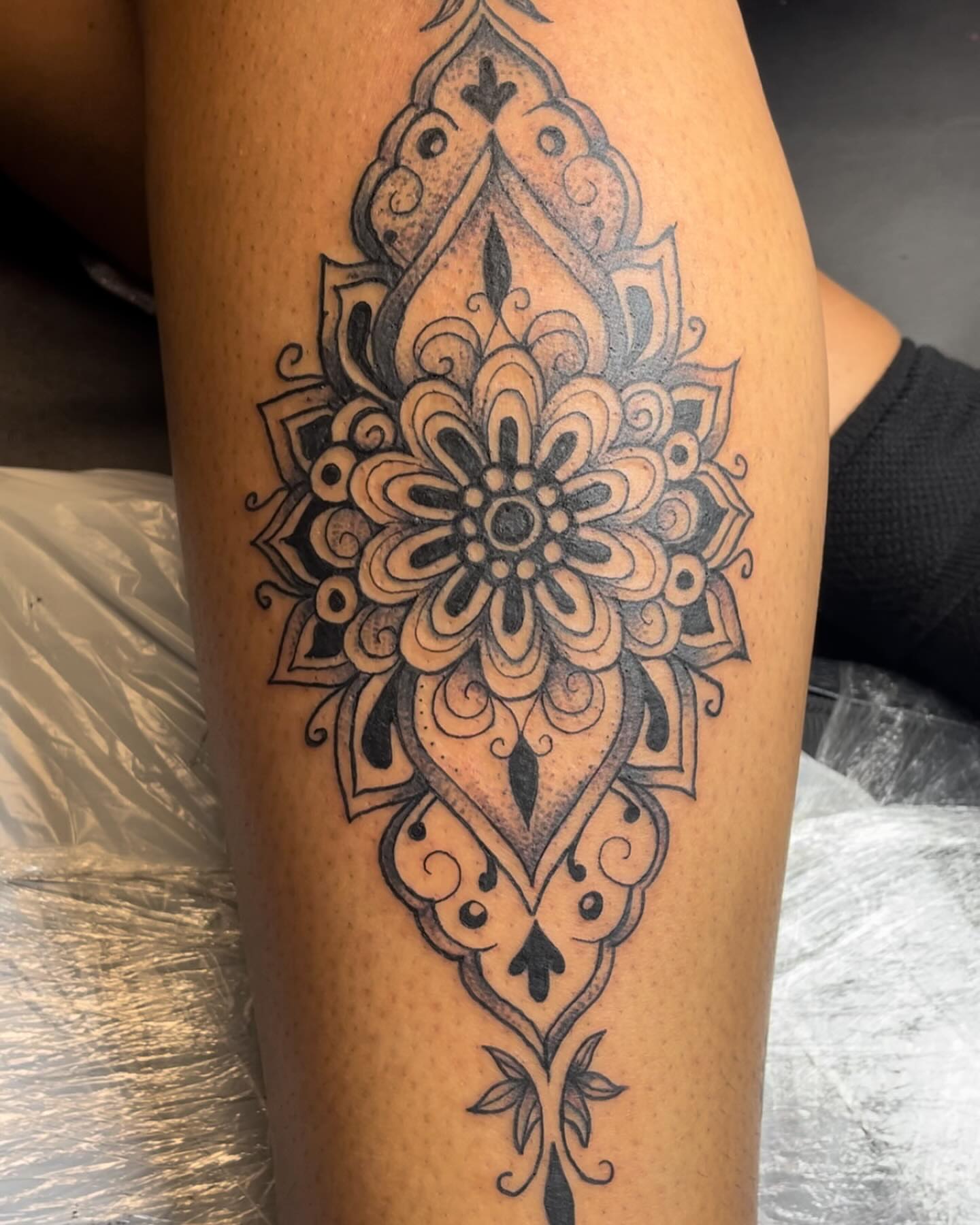 Mandala ornamental tattoo on the thigh by Real Smuve