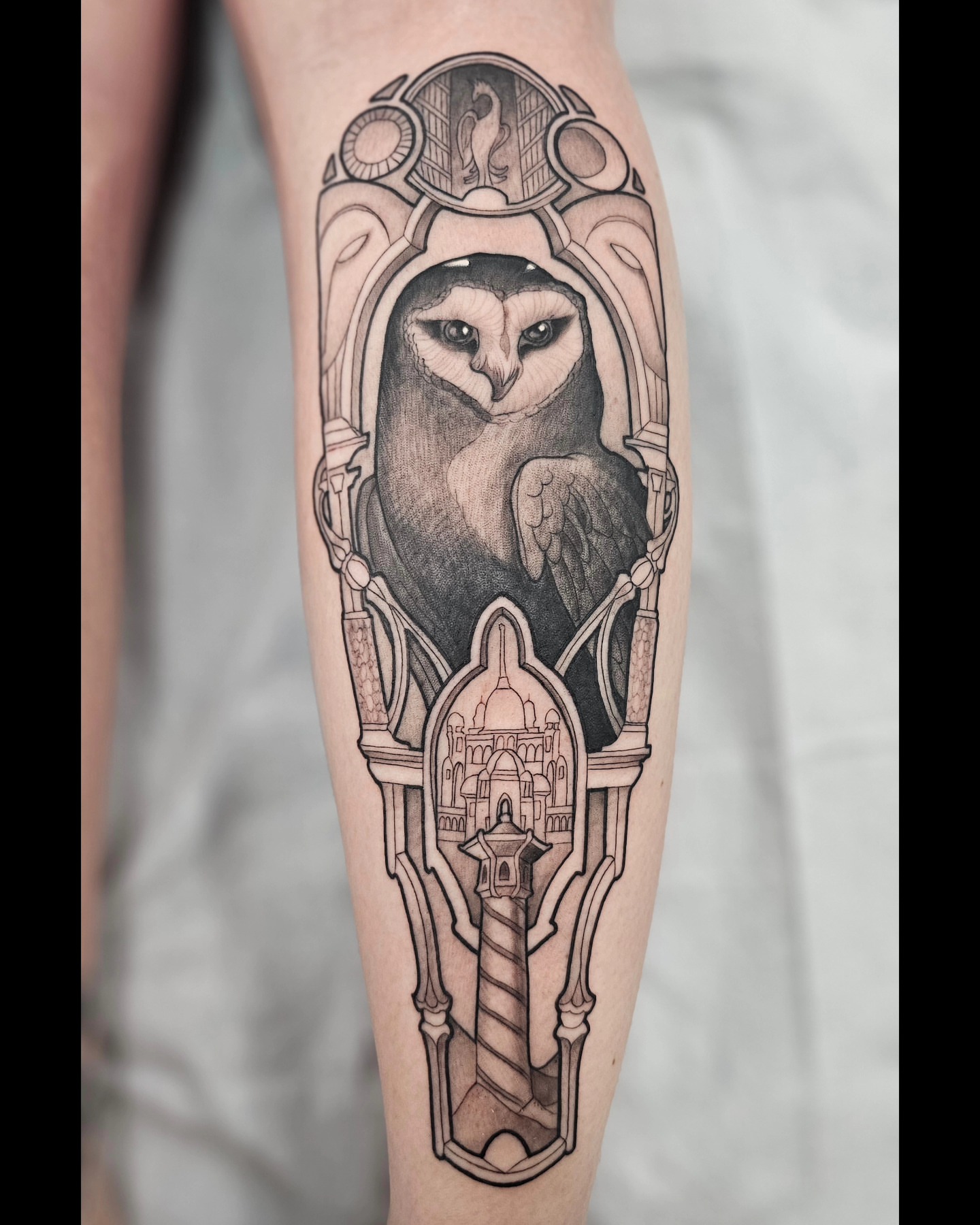 Tattoo by @rkraiza โ geometric, black_and_grey