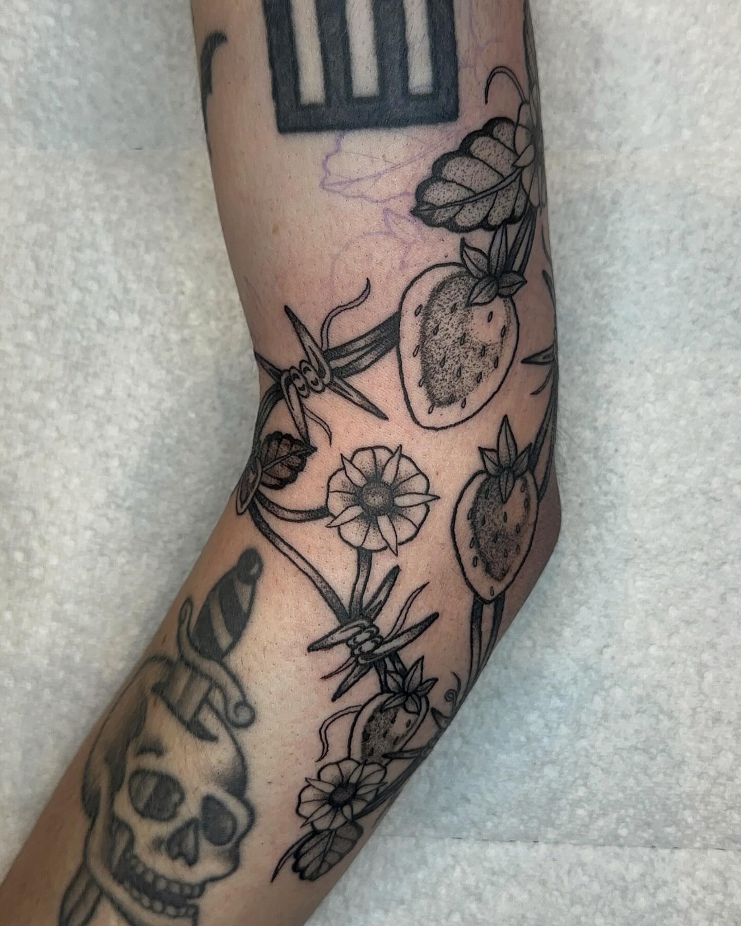 Barbed wire and fruit black and grey tattoo on the forearm by savannah ★ ( previously feralratbabe )