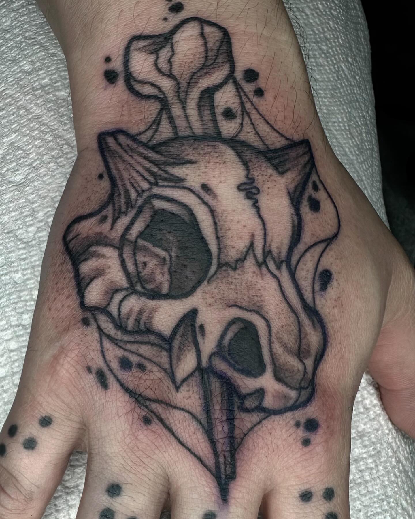 Tattoo by @starrdvst_ β black_and_grey