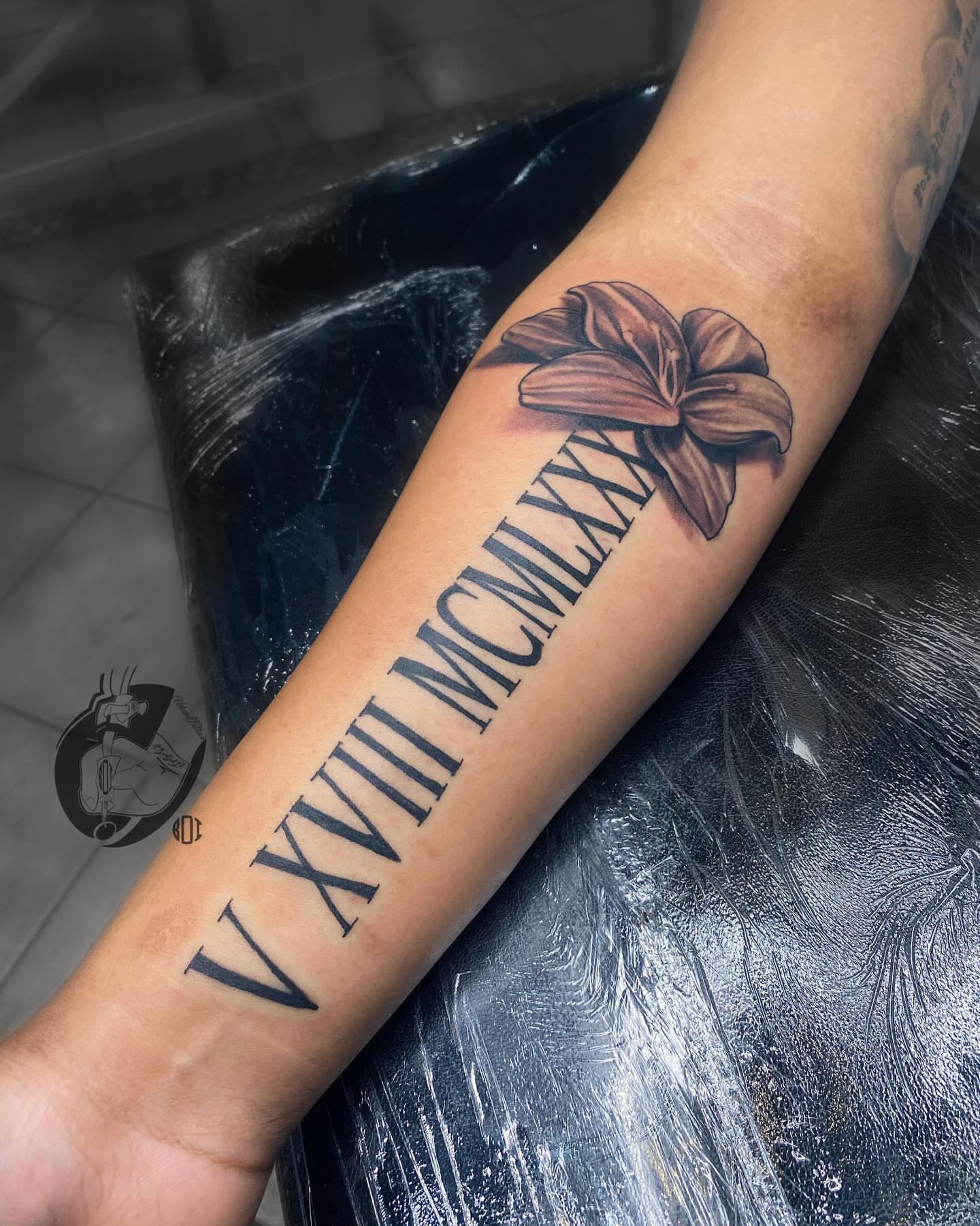 Tattoo by @urbantattoos — black_and_grey