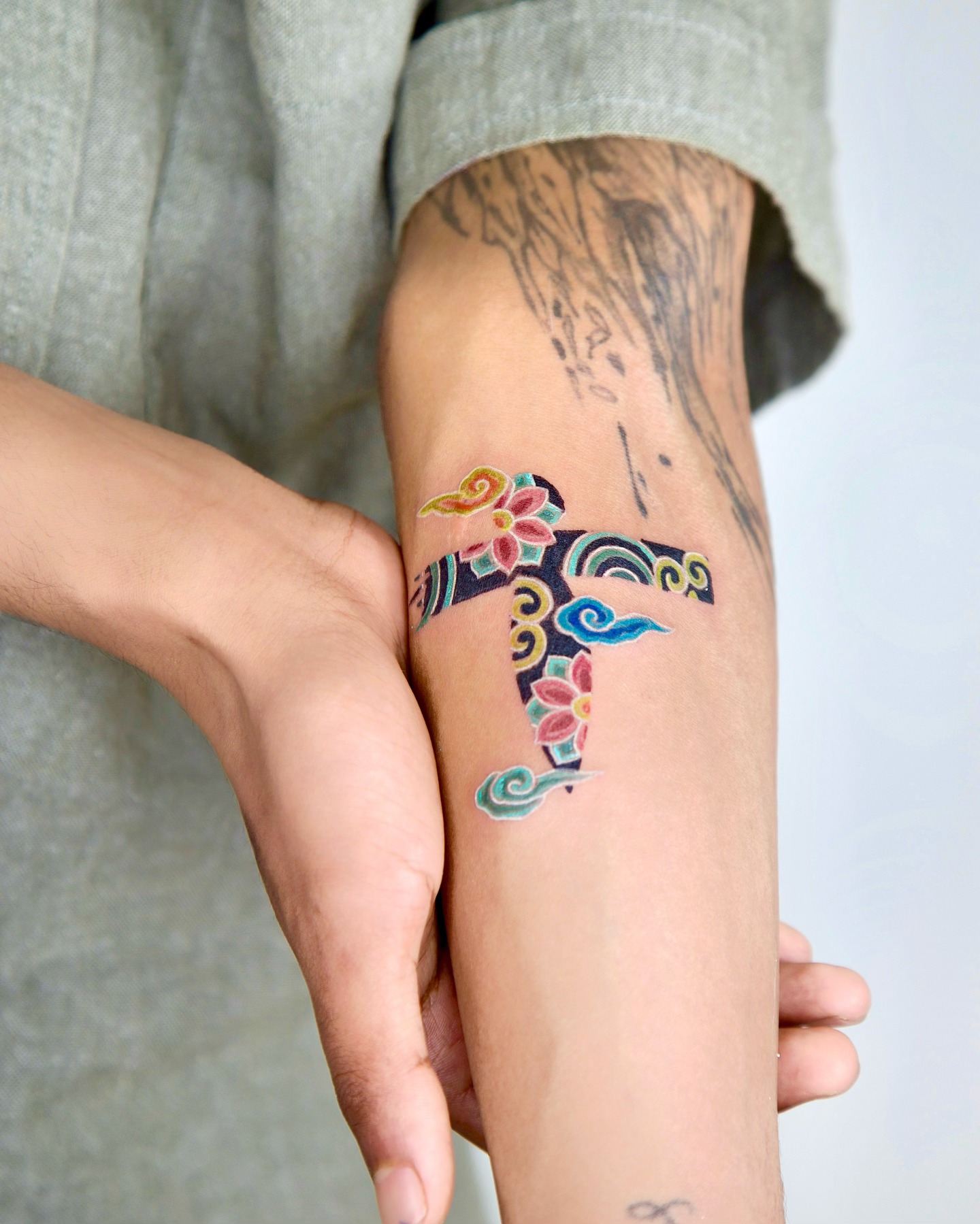 Tattoo by @didi_tatt — new_school, ornamental