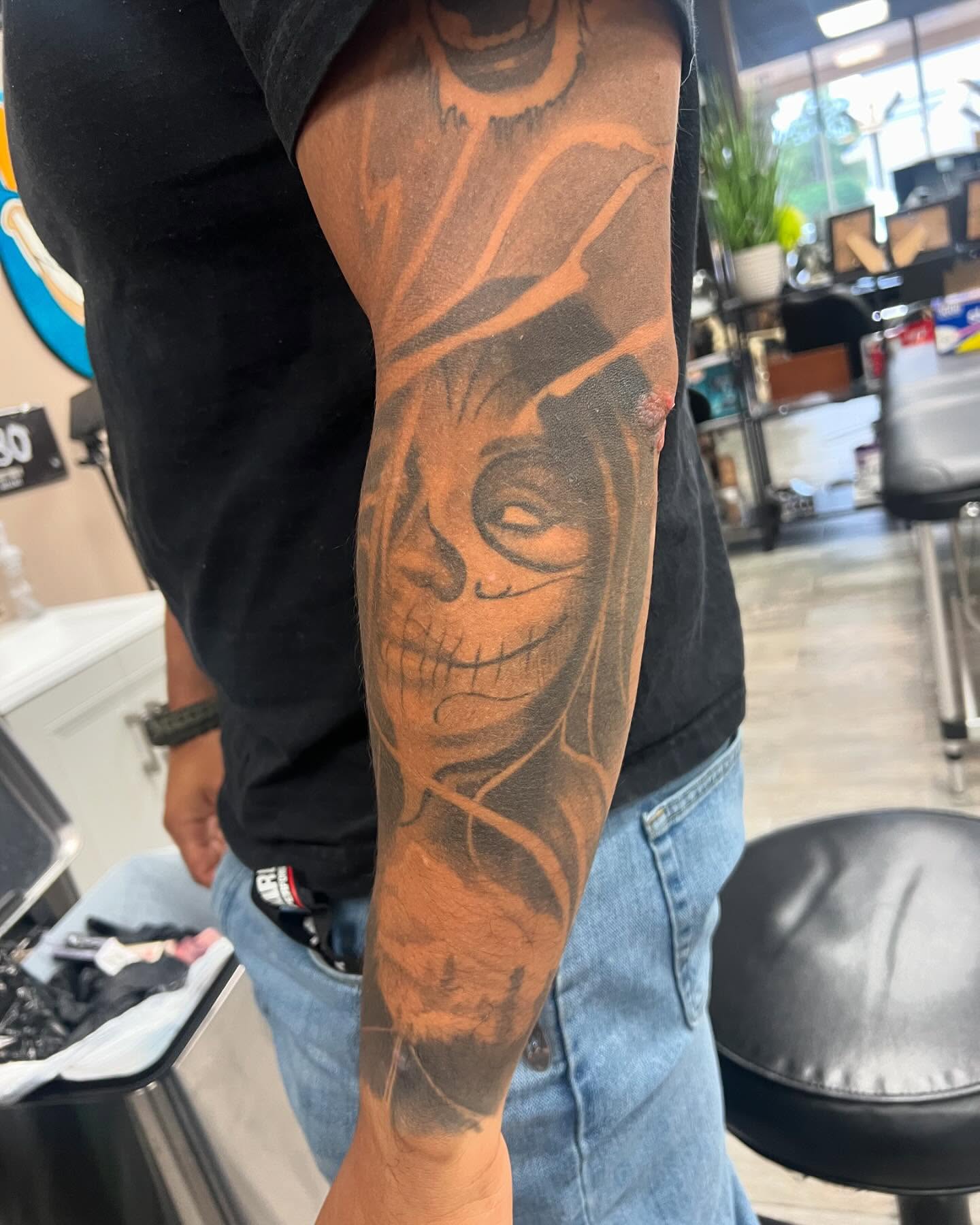Tattoo by @ryanfukinanderson β black_and_grey