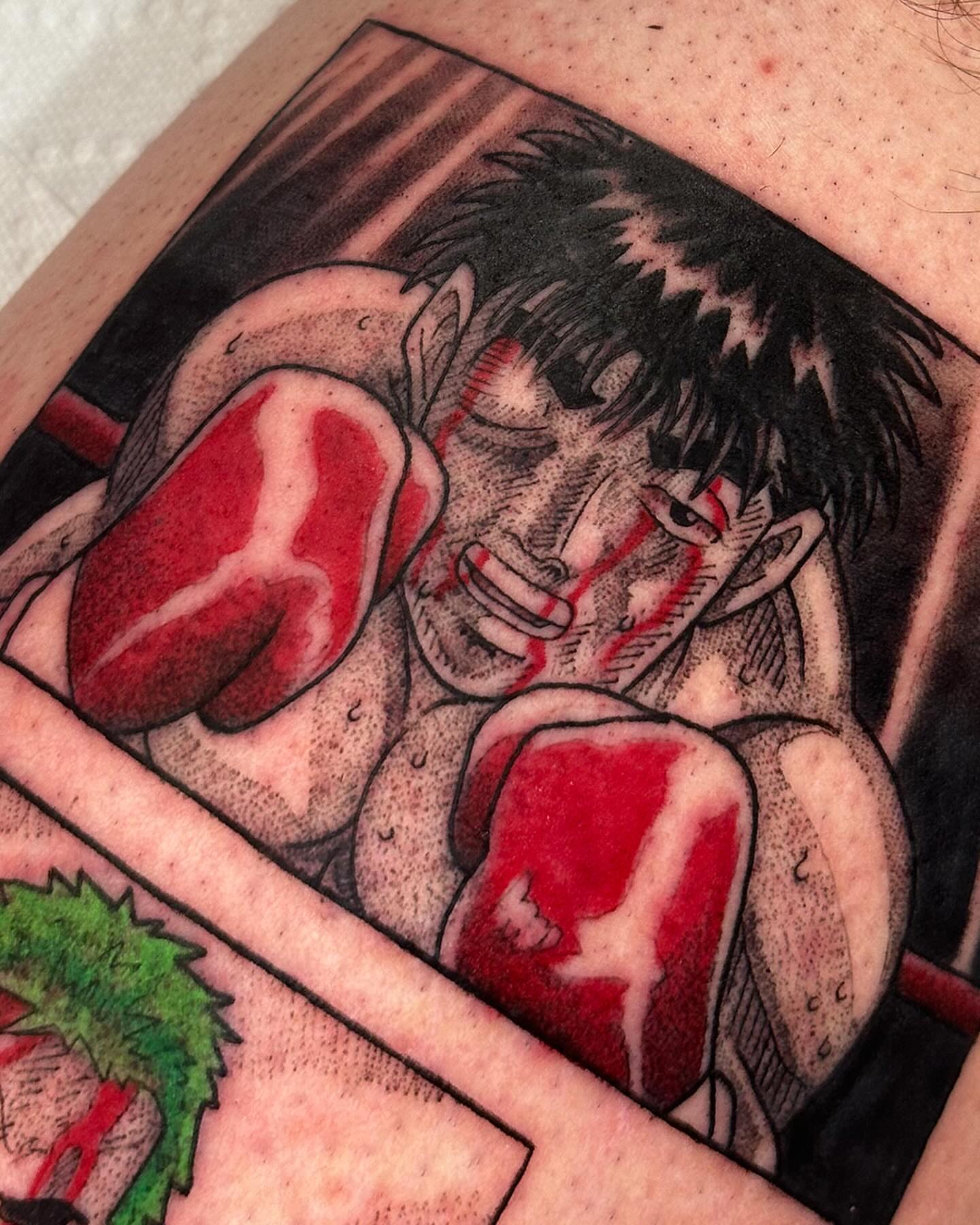 Boxing match anime tattoo on the chest by ɢᴀʙʀɪᴇʟ ᴍᴇɴᴅᴇꜱ ᴏʟɪᴠᴇɪʀᴀ