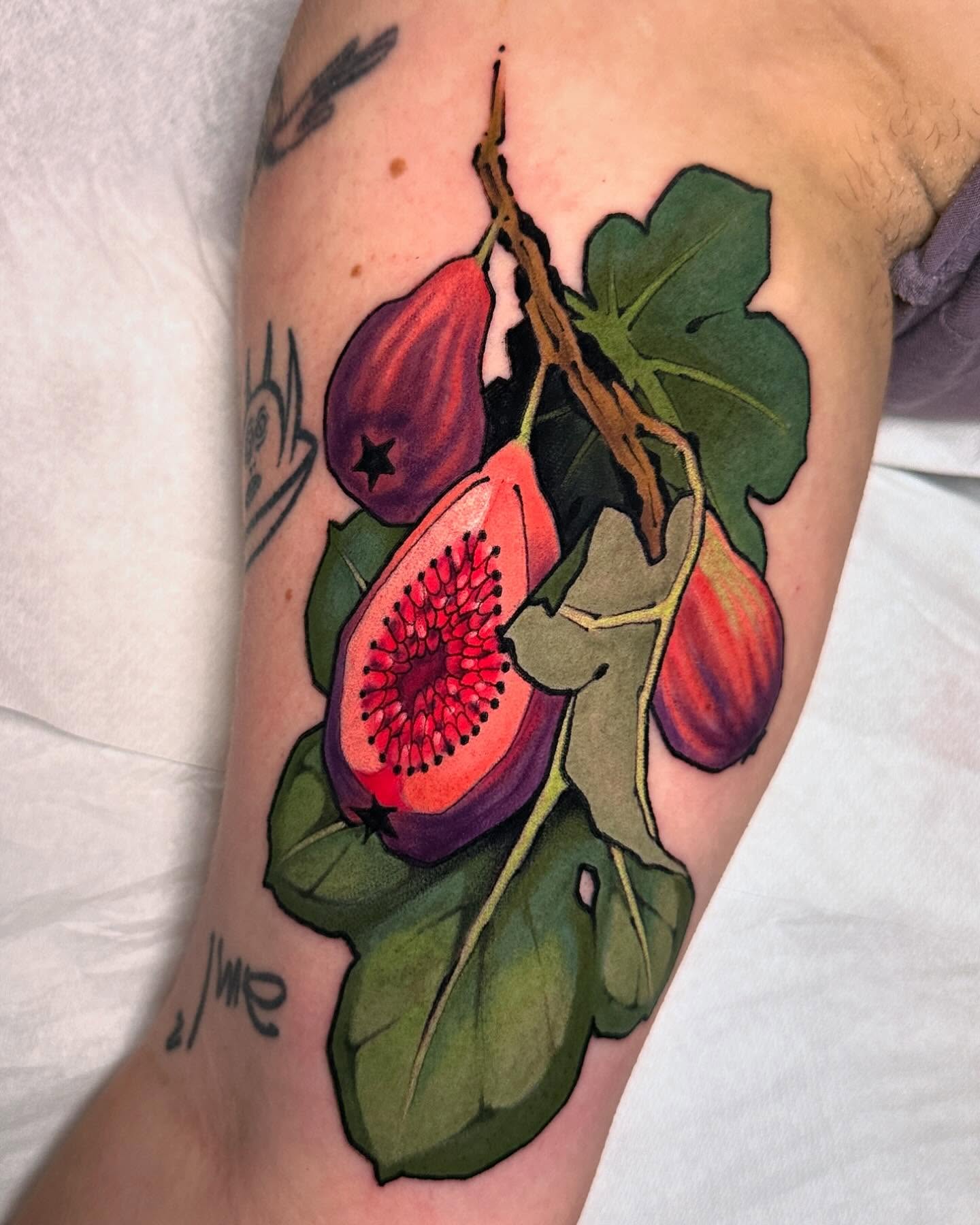 Tattoo by @grizzleyclaire — realism