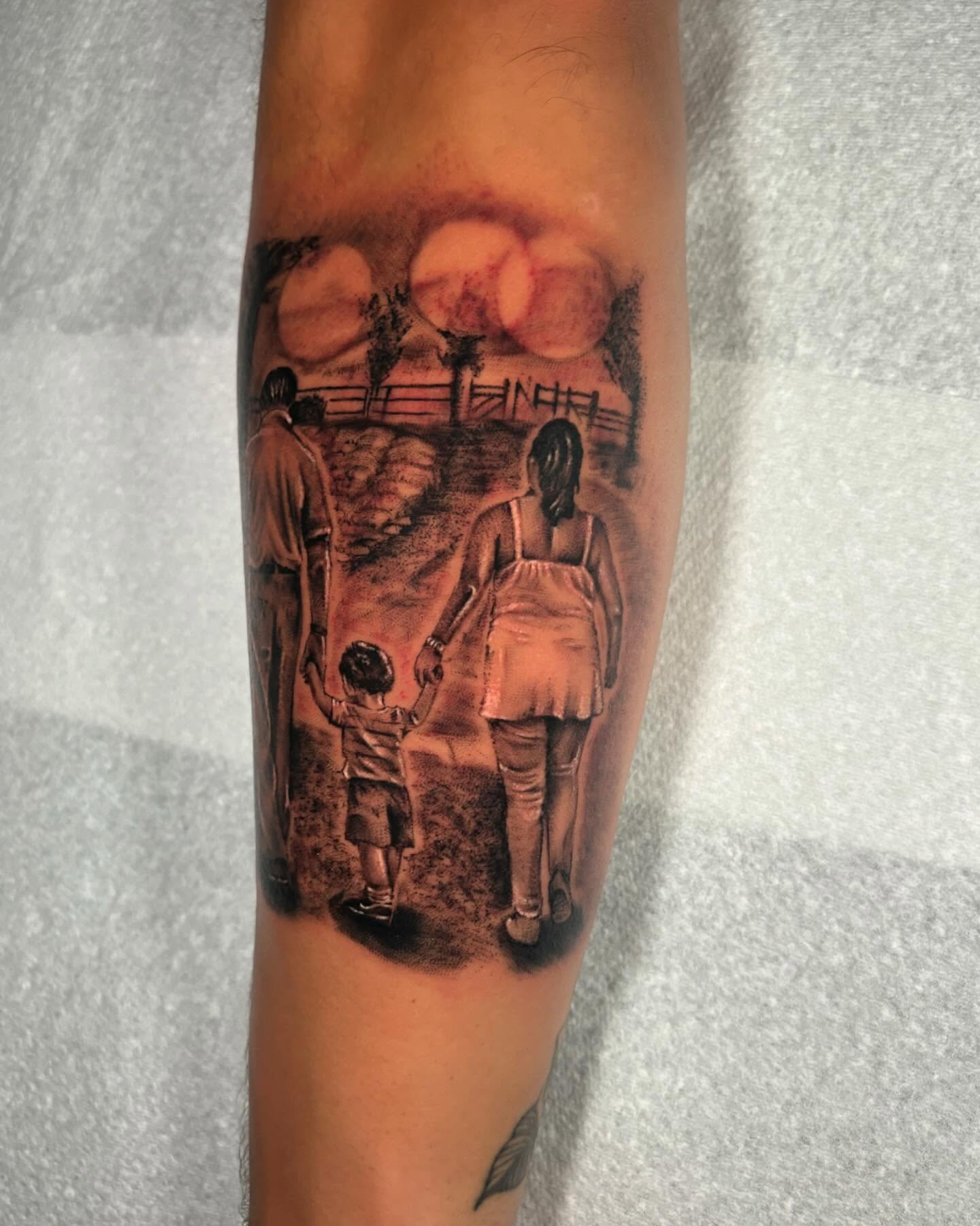 Tattoo by @mitchelkelftattoo — realism, dotwork