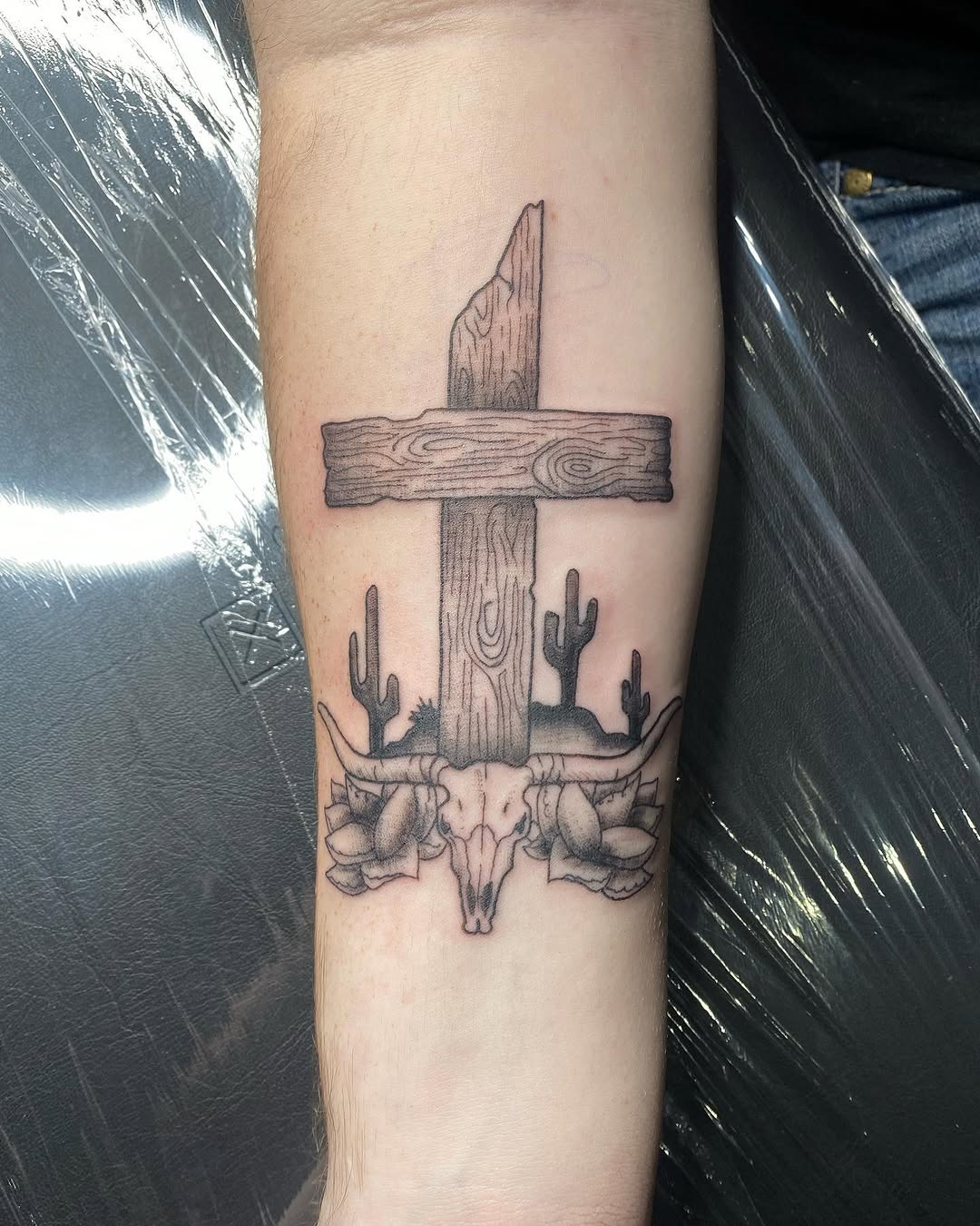 Tattoo by @tatsbyalexandra — black_and_grey, realism