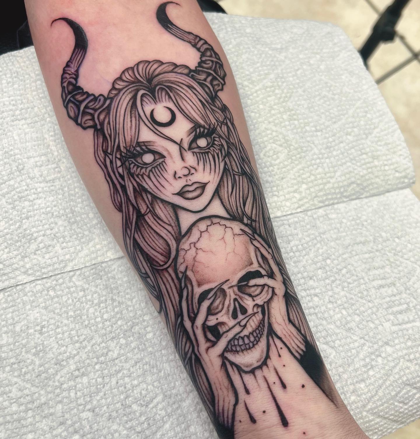 Tattoo by @carsonsmithtats — black_and_grey, realism