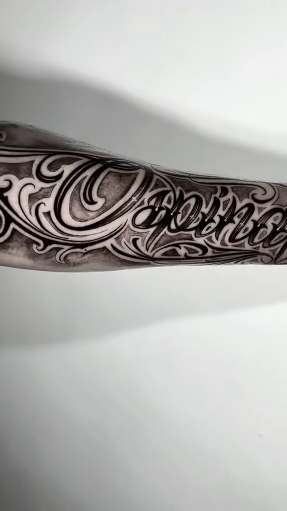 Jasmine lettering script tattoo by 𝔄𝔩𝔳𝔞𝔯𝔬 𝔓𝔦𝔫𝔦𝔩𝔩𝔞