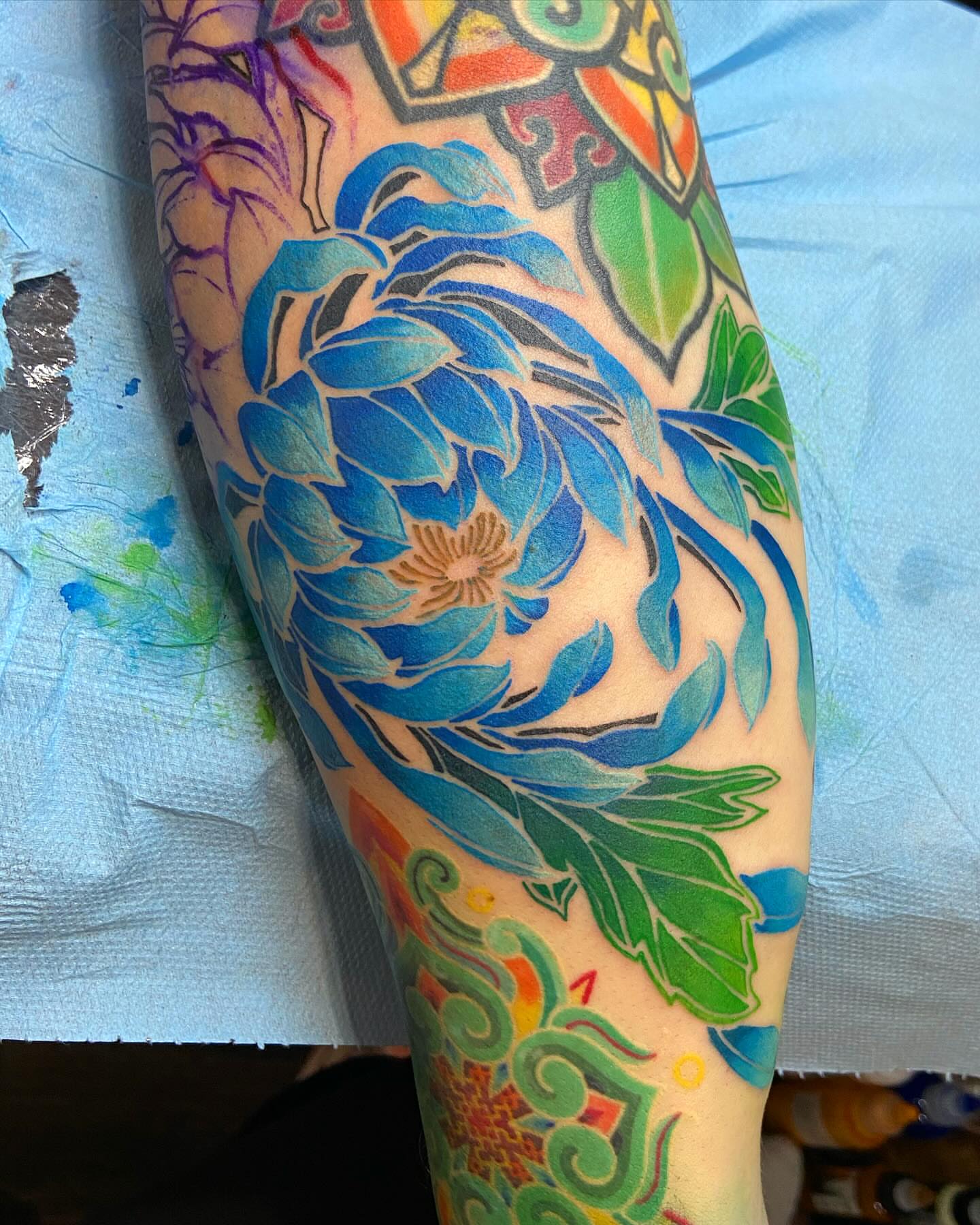 Tattoo by @maudemiel โ new_school