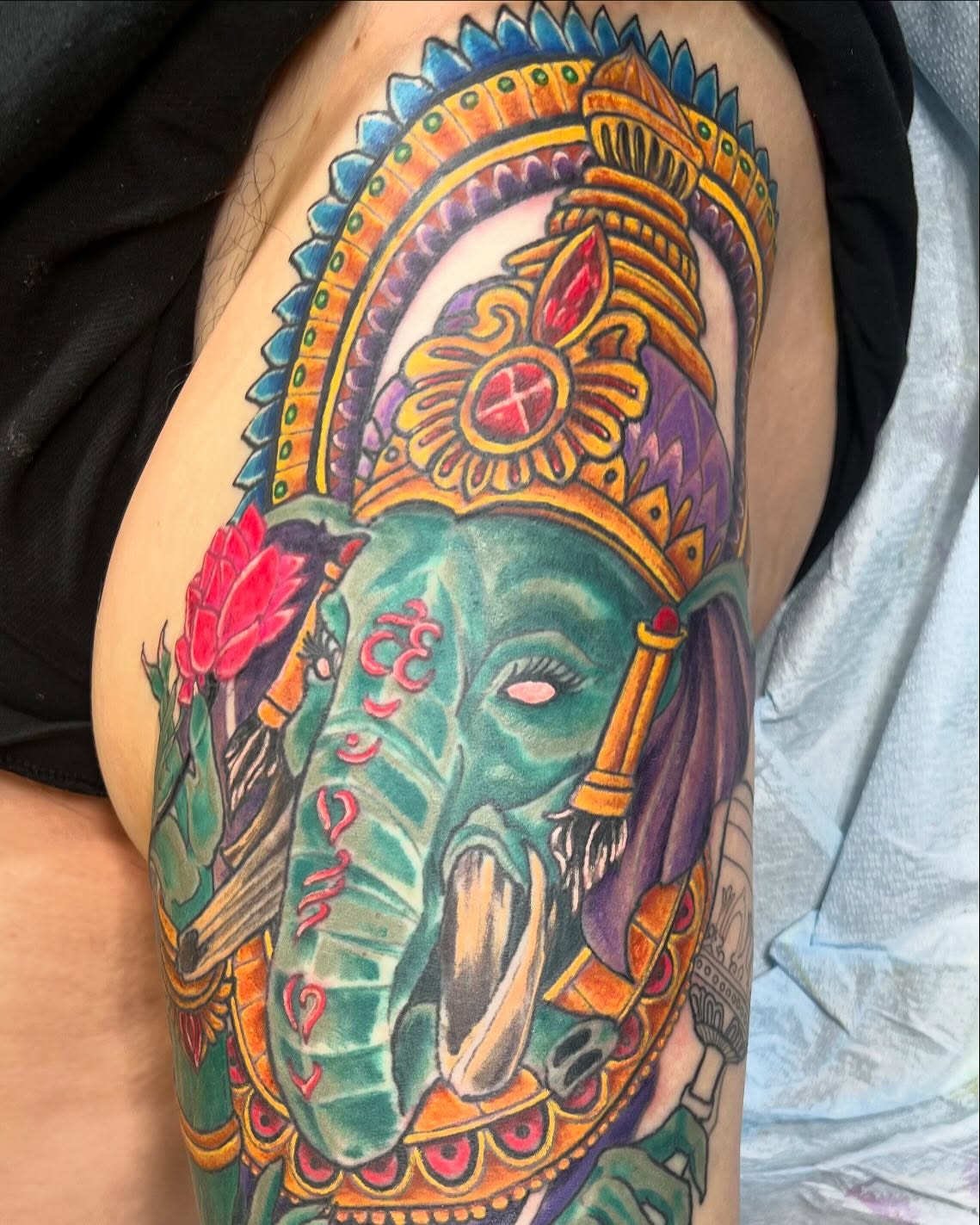 Tattoo by @ryanfukinanderson β american_traditional, ornamental