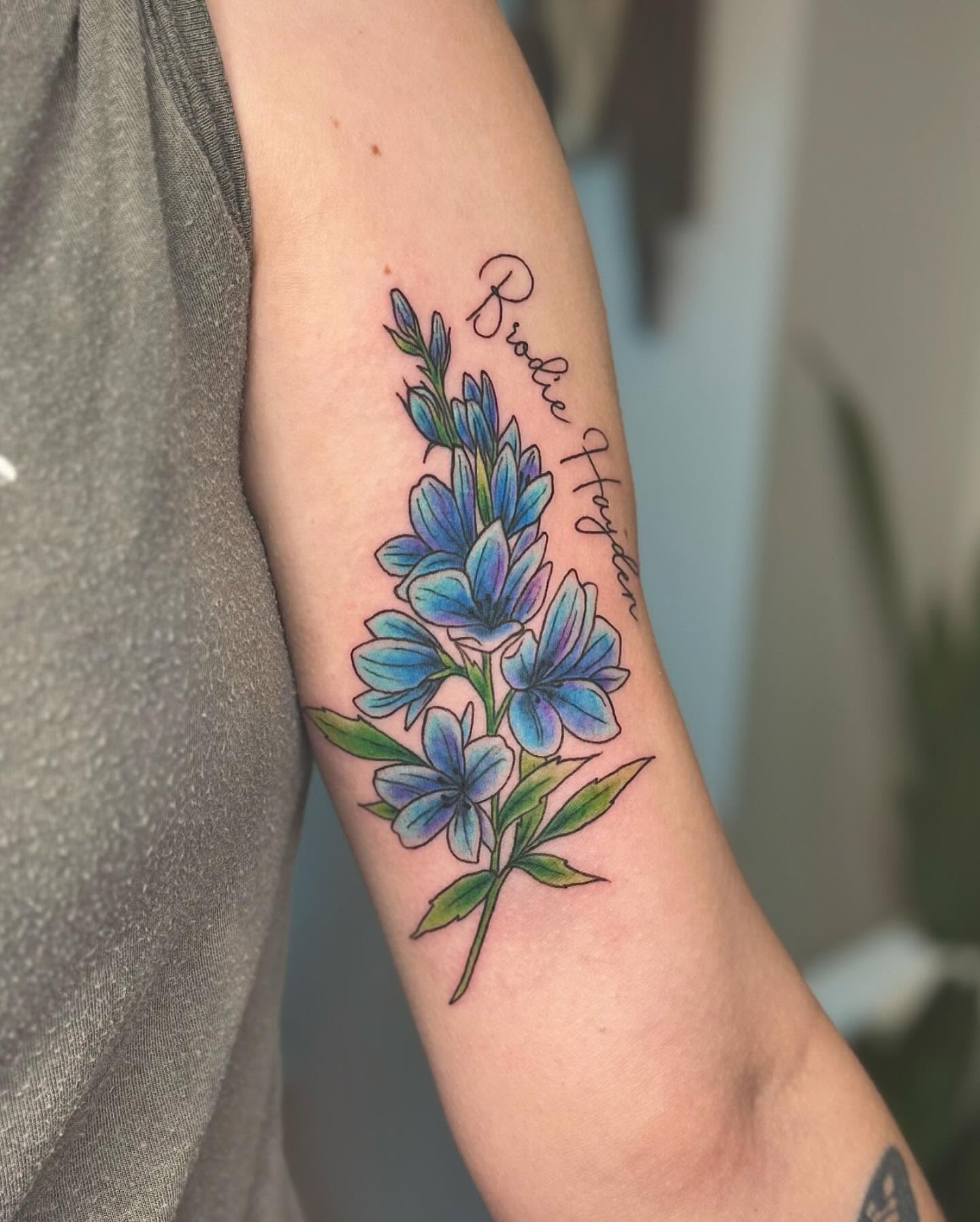 Tattoo by @astrearomerotattoos — realism