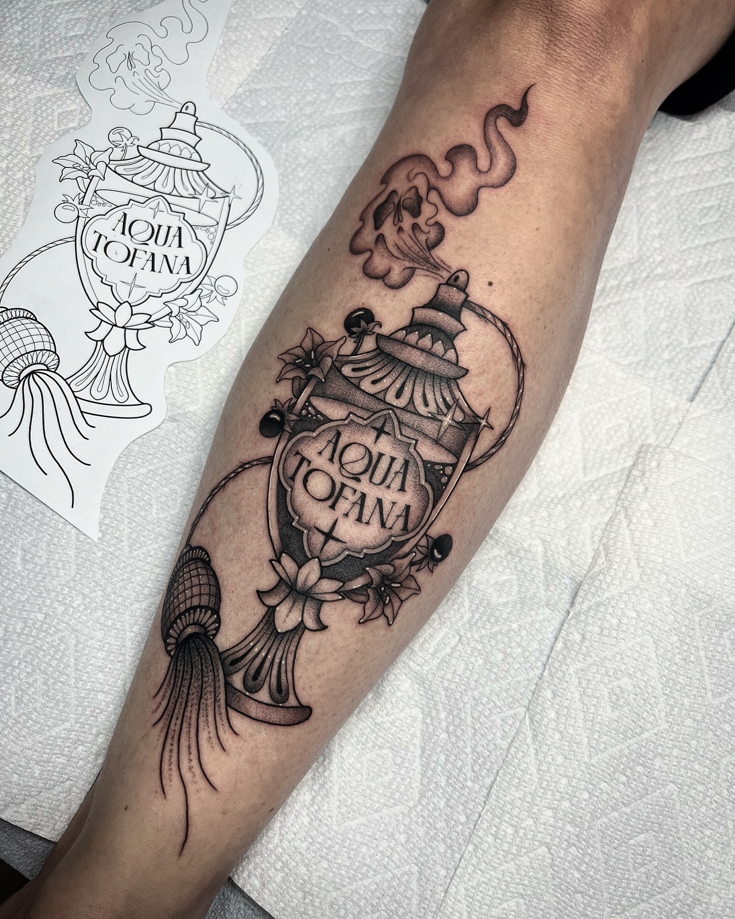 Tattoo by @rachktattoo — black_and_grey