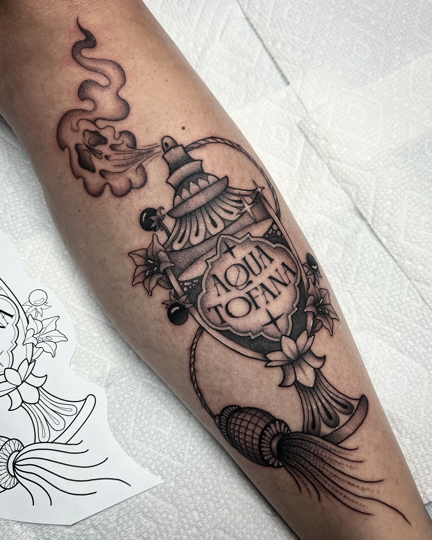 Tattoo by @rachktattoo — black_and_grey