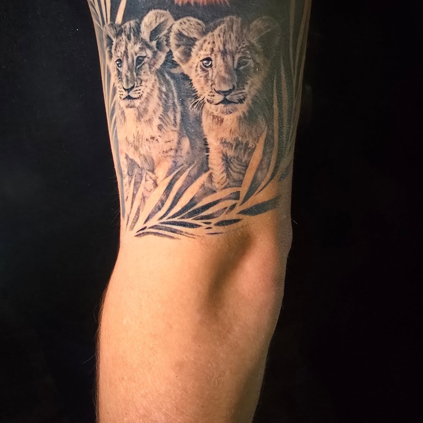 Tattoo by @blovetattoo — realism