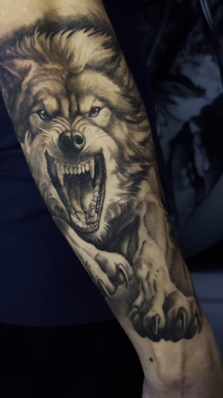Wolf realism tattoo by Claude Steven Estrada, Las Vegas, Nevada