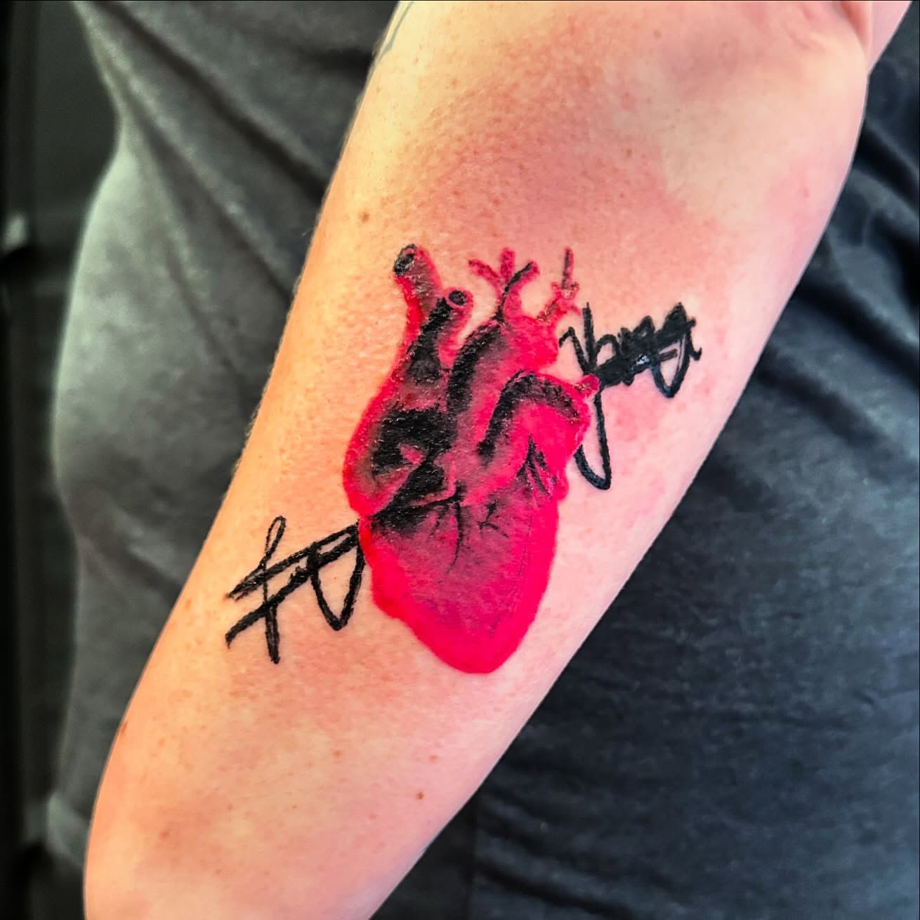 Tattoo by @effacermonexistence — watercolor