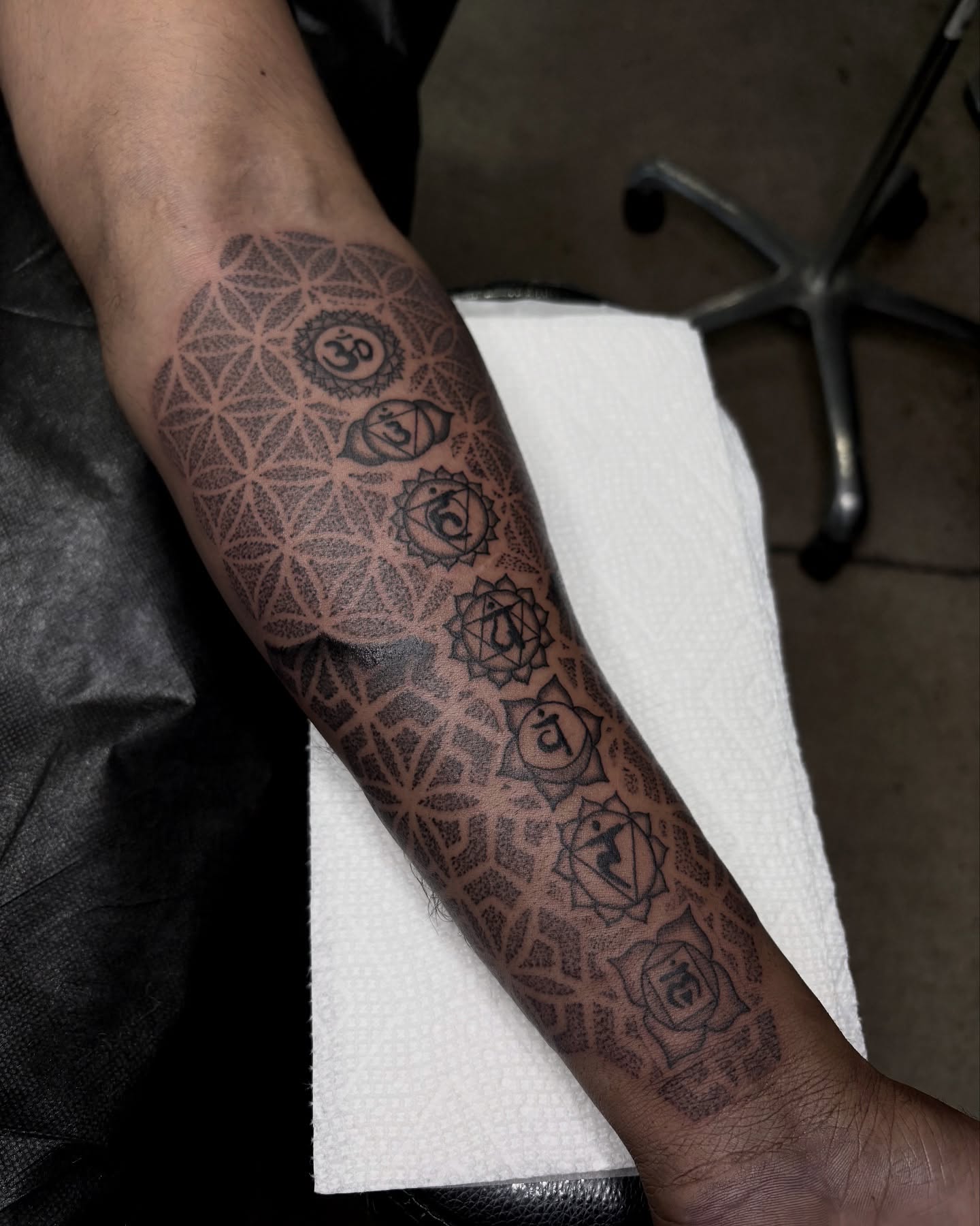 Tattoo by @kolbialexis — black_and_grey, geometric