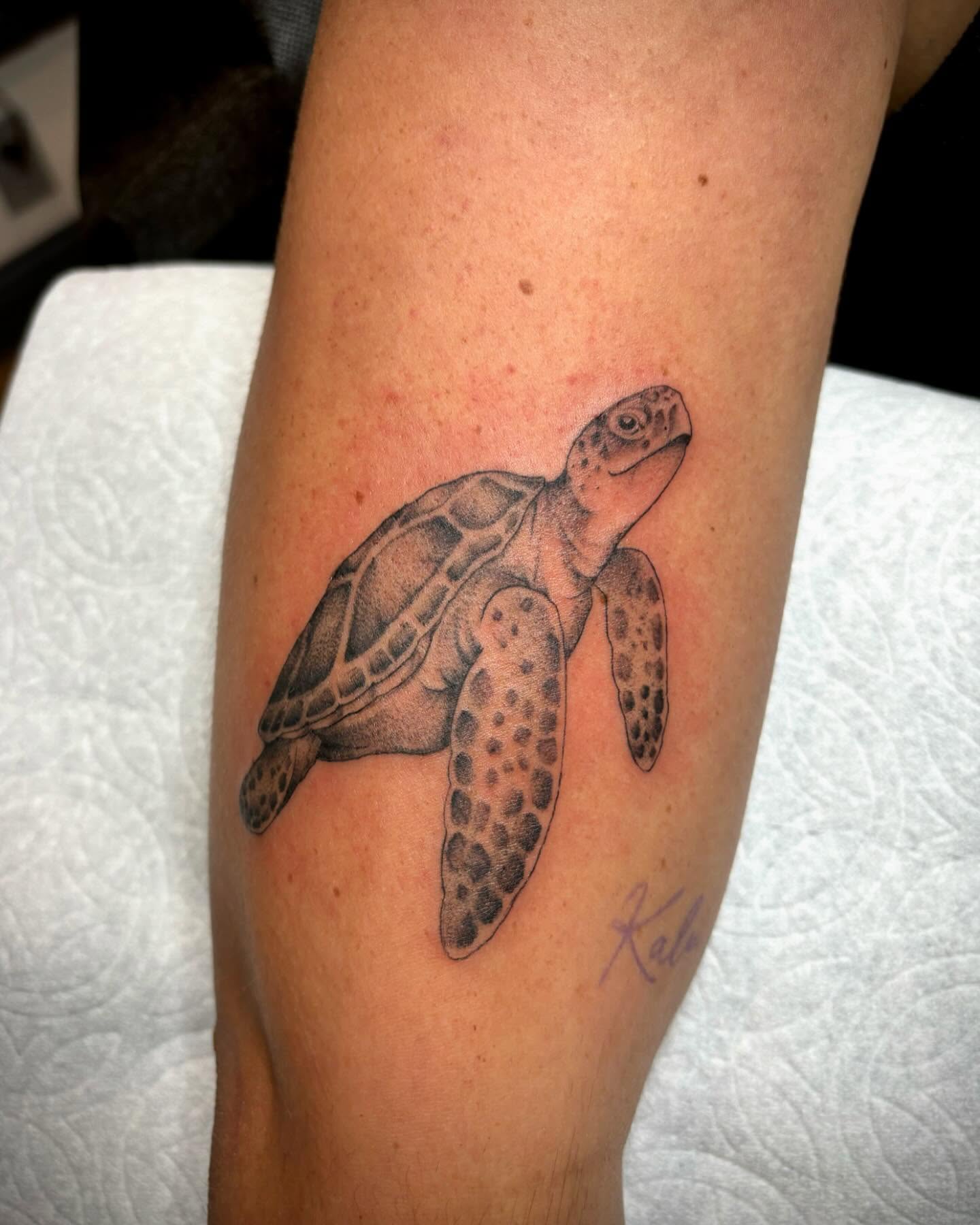 Tattoo by @jolieetattoo — black_and_grey