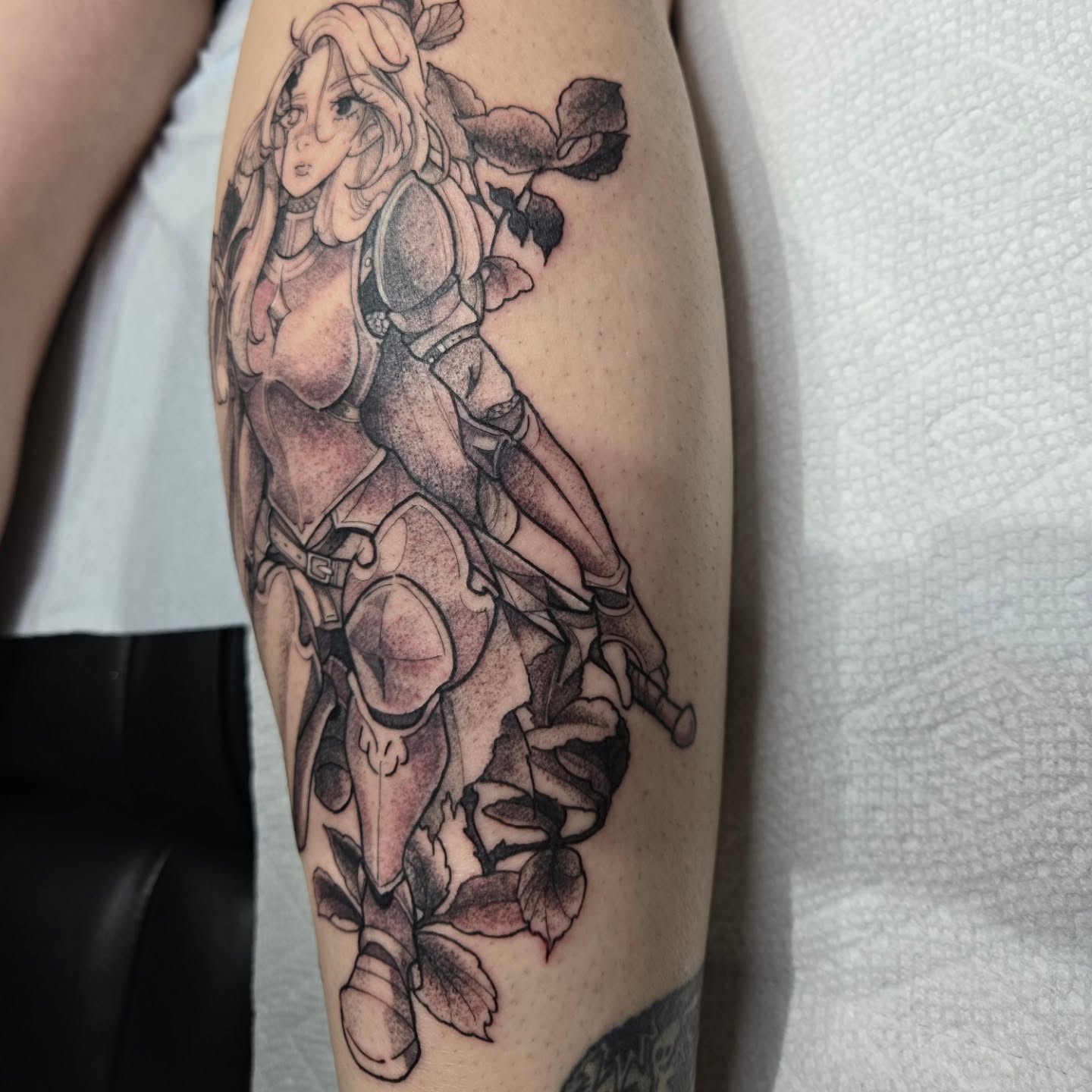 Tattoo by @savshimi — dotwork, realism