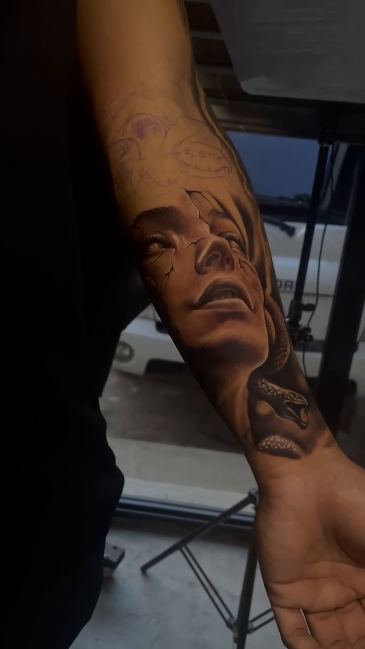 Tattoo by @ricksnayupac — realism, black_and_grey