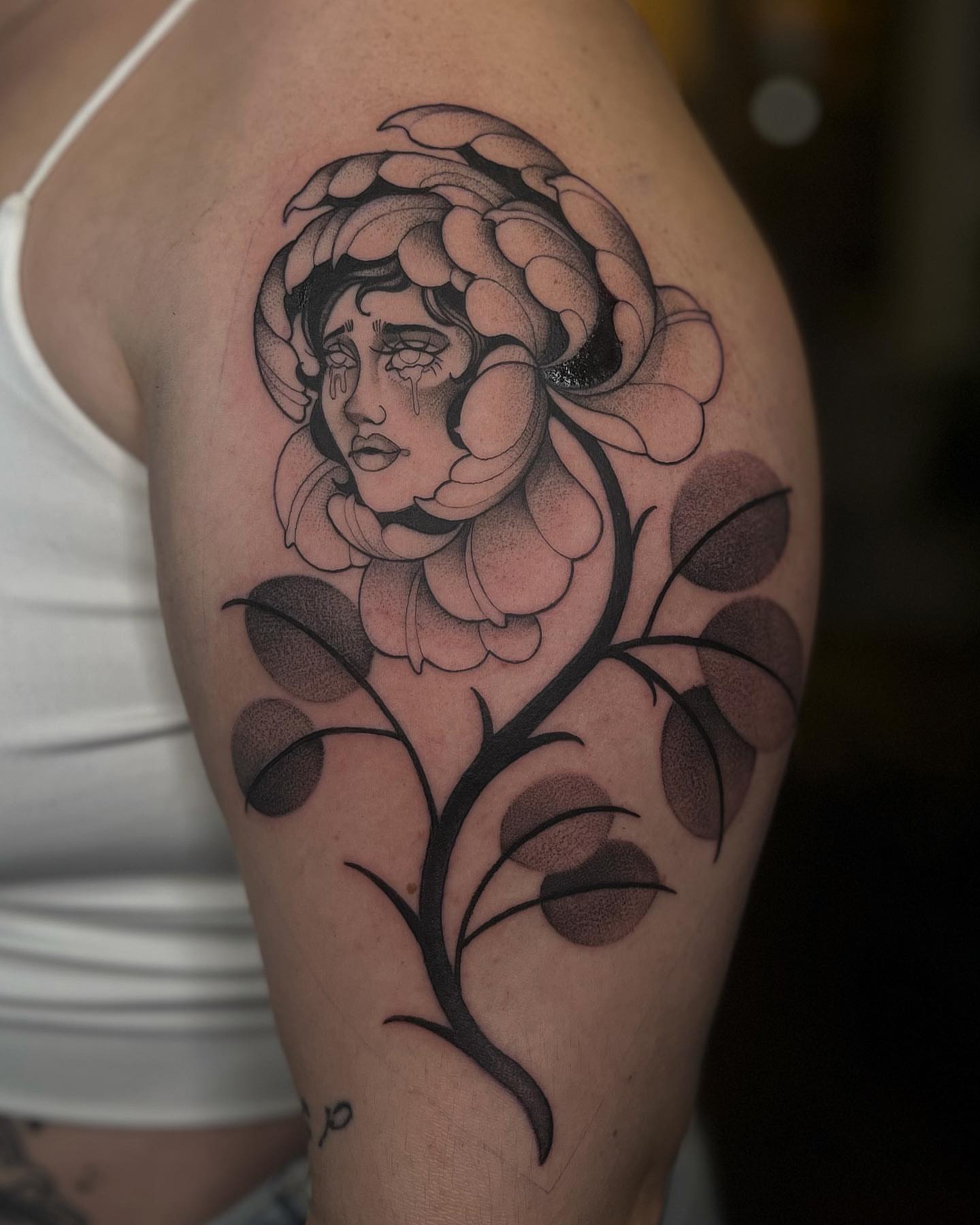 Woman with flower dotwork tattoo on the shoulder by ✣ Liz Karn ✣