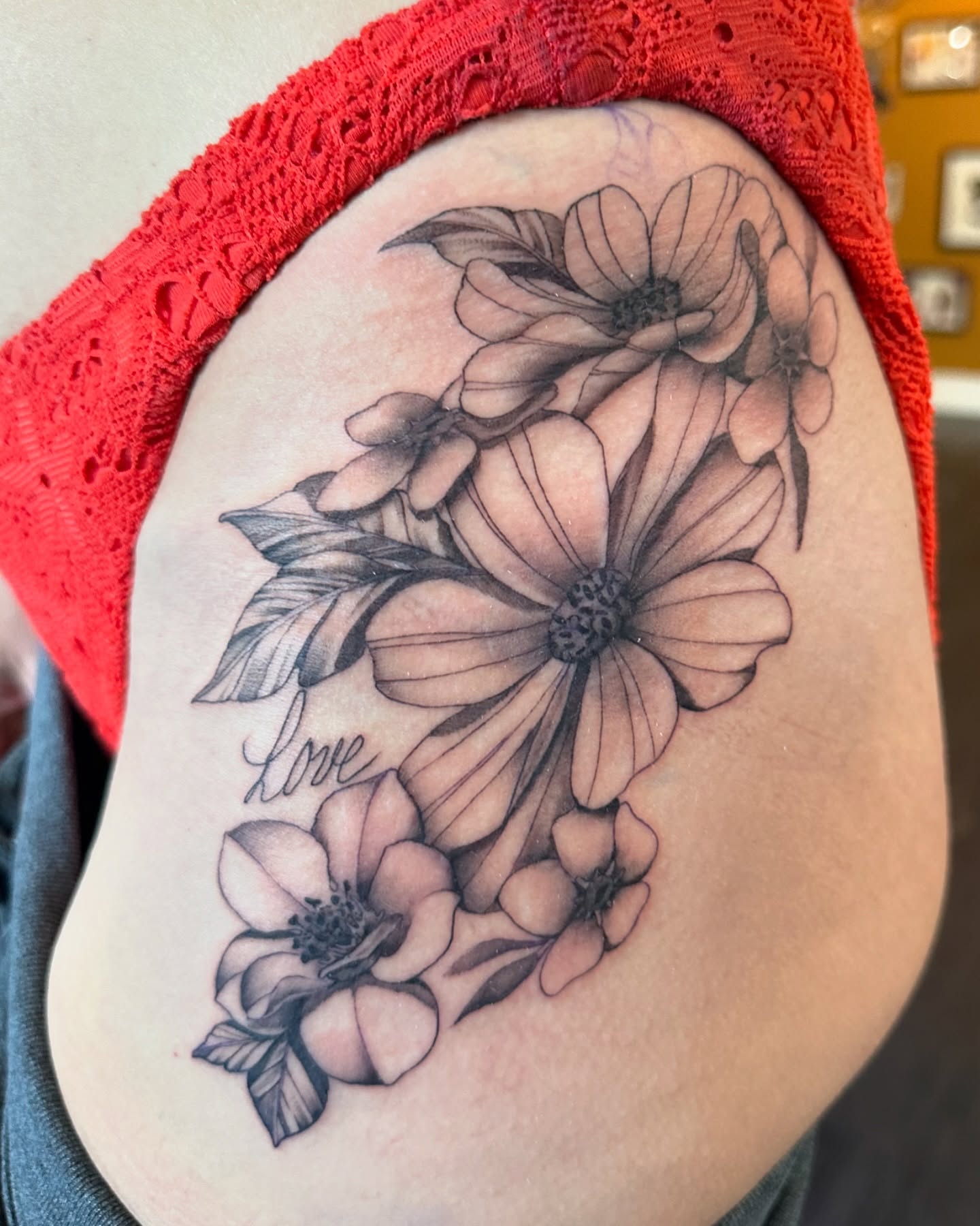 Tattoo by @juareztattoos — black_and_grey