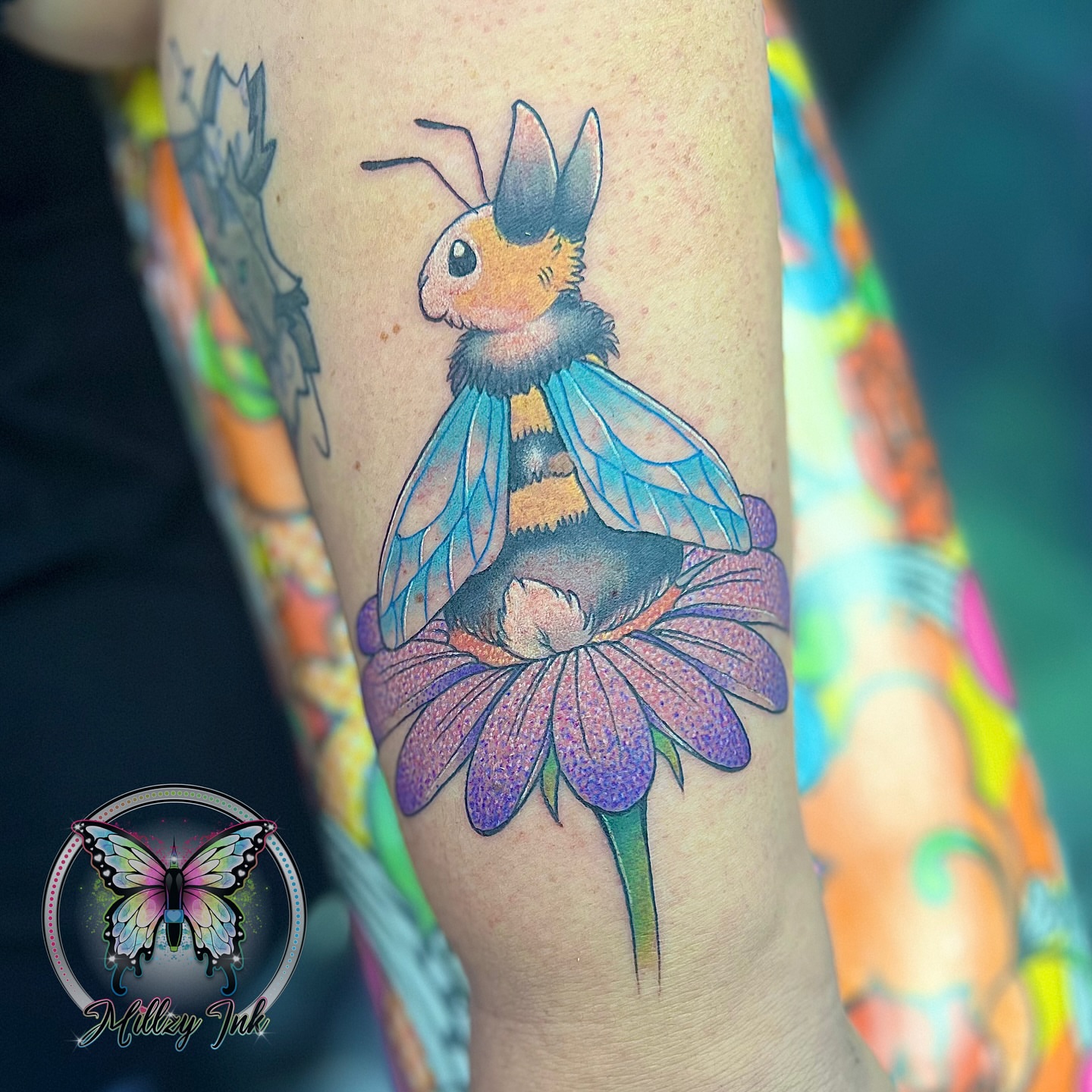 Bee on flower dotwork tattoo on the forearm by Your Virginia Tattoo Bestie🫶🏽
