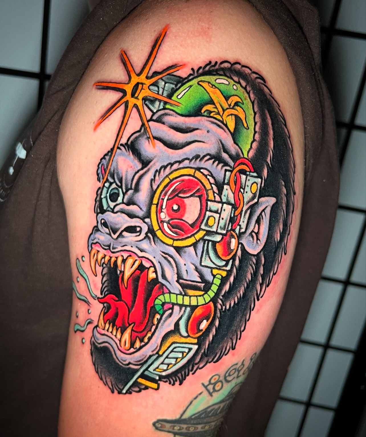 Tattoo by @jadecnapier — american_traditional, new_school