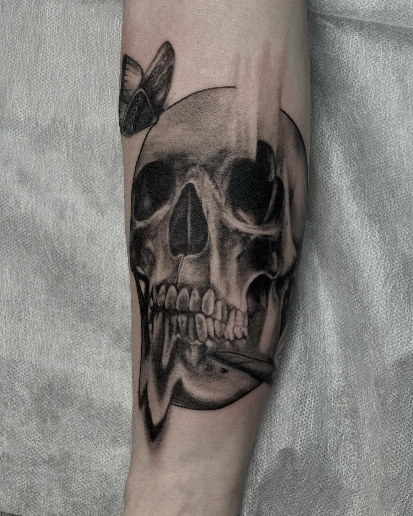 Skull realism tattoo on the forearm by ❖ Raven Lennox ❖
