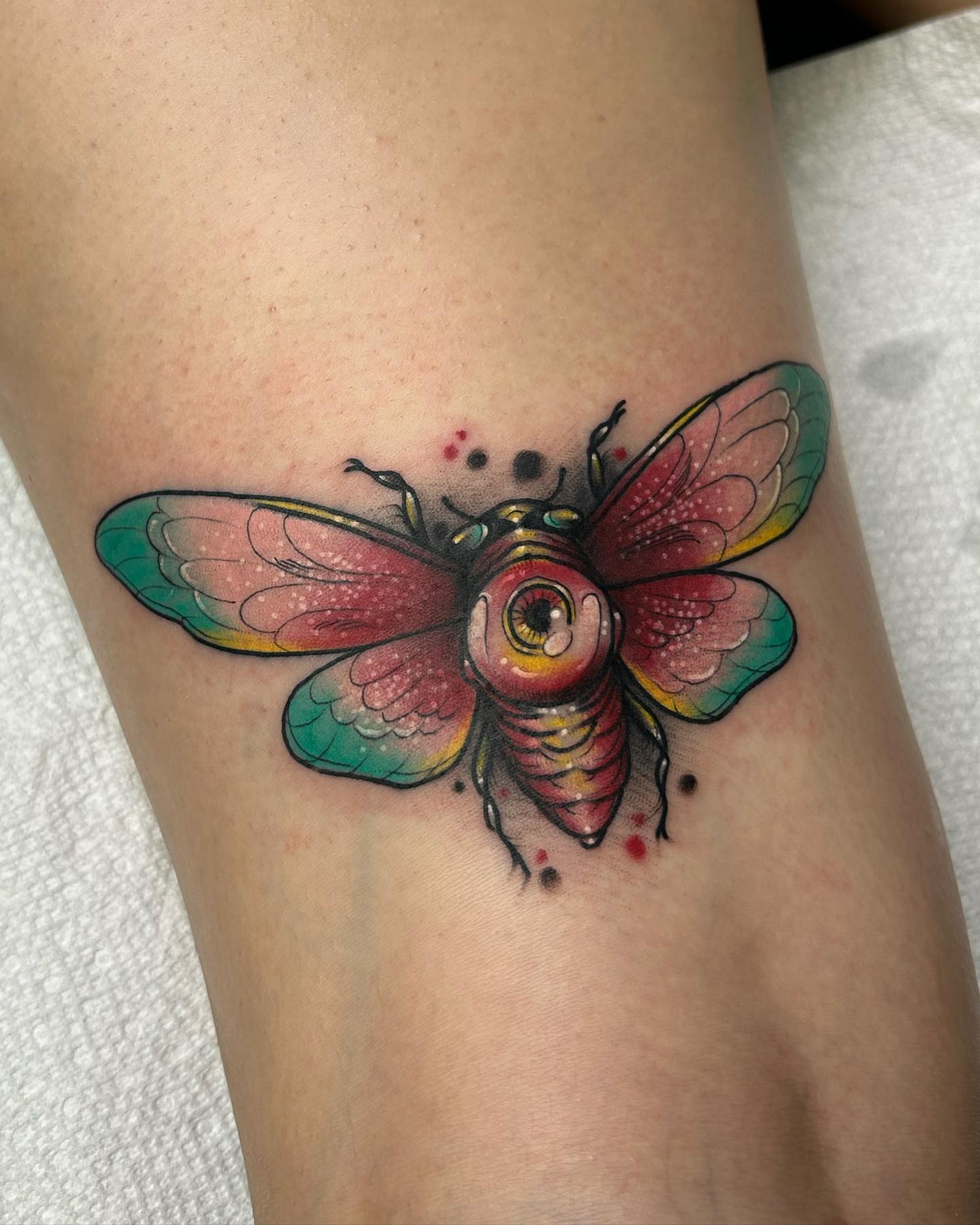 Bee dotwork tattoo on the forearm by Tatijana., Kettering, Ohio