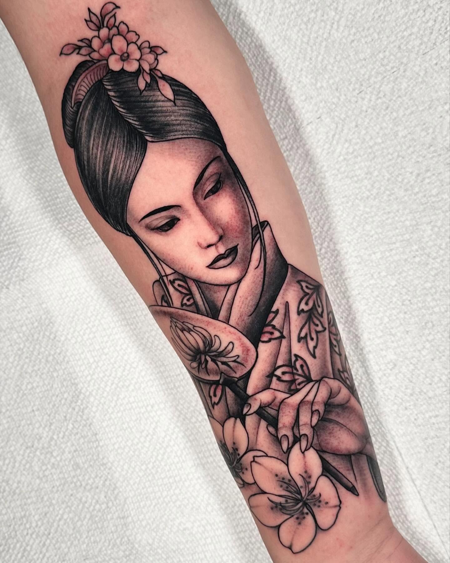 Geisha japanese irezumi tattoo on the forearm by Henry Gaßner