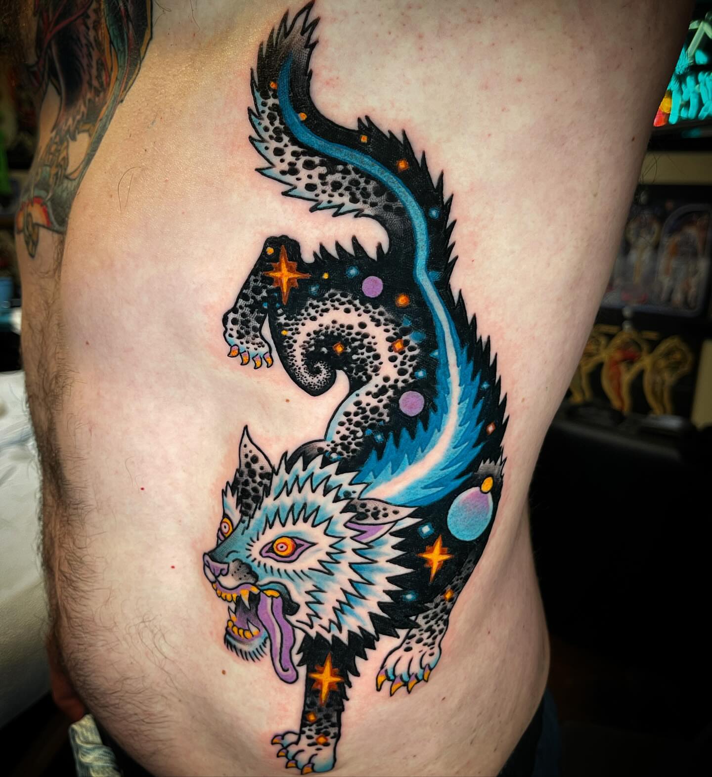 Wolf dotwork tattoo on the thigh by Ian Bederman, Austin, Texas