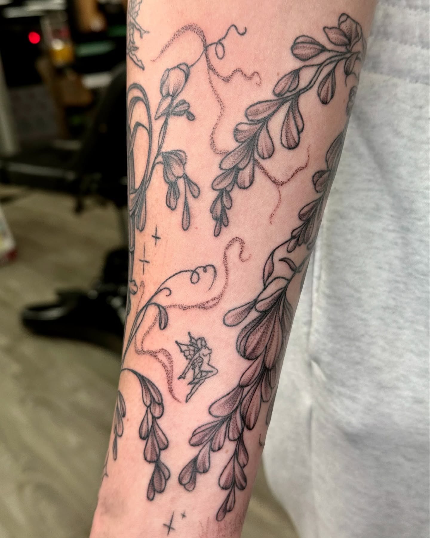 Tattoo by @han_vertal_ink — black_and_grey