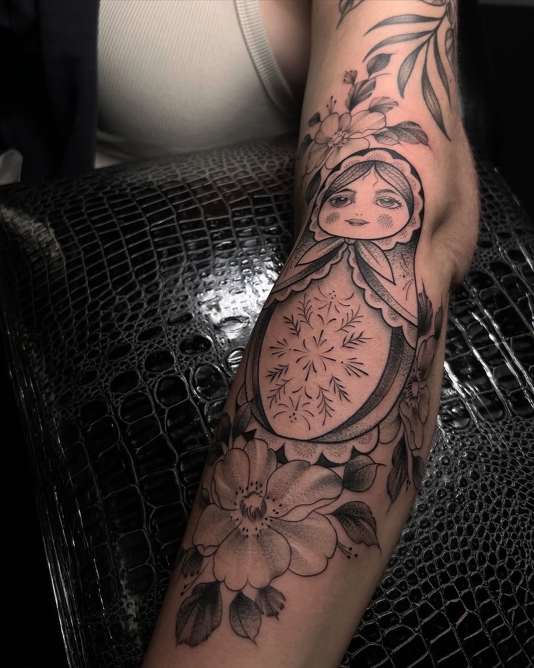 Tattoo by @chloew_tattoos — black_and_grey, dotwork