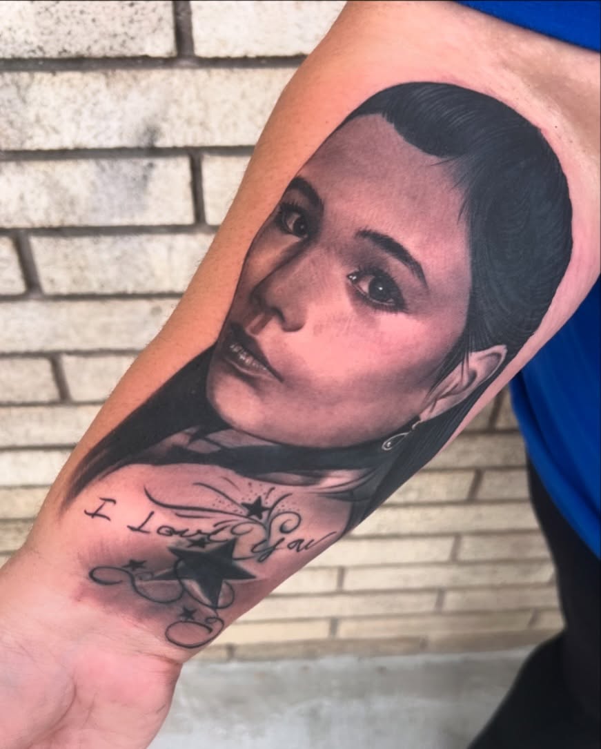 Tattoo by @juliocalderonart — realism