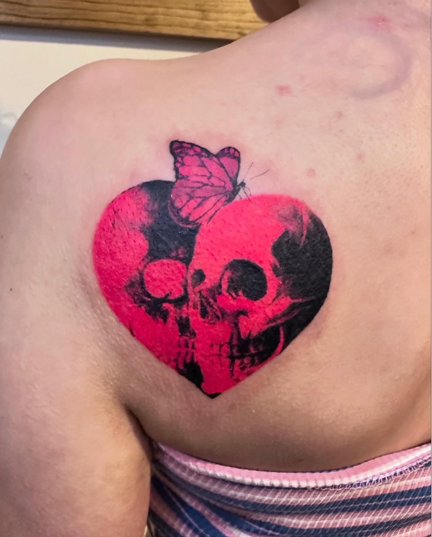 Tattoo by @effacermonexistence — dotwork