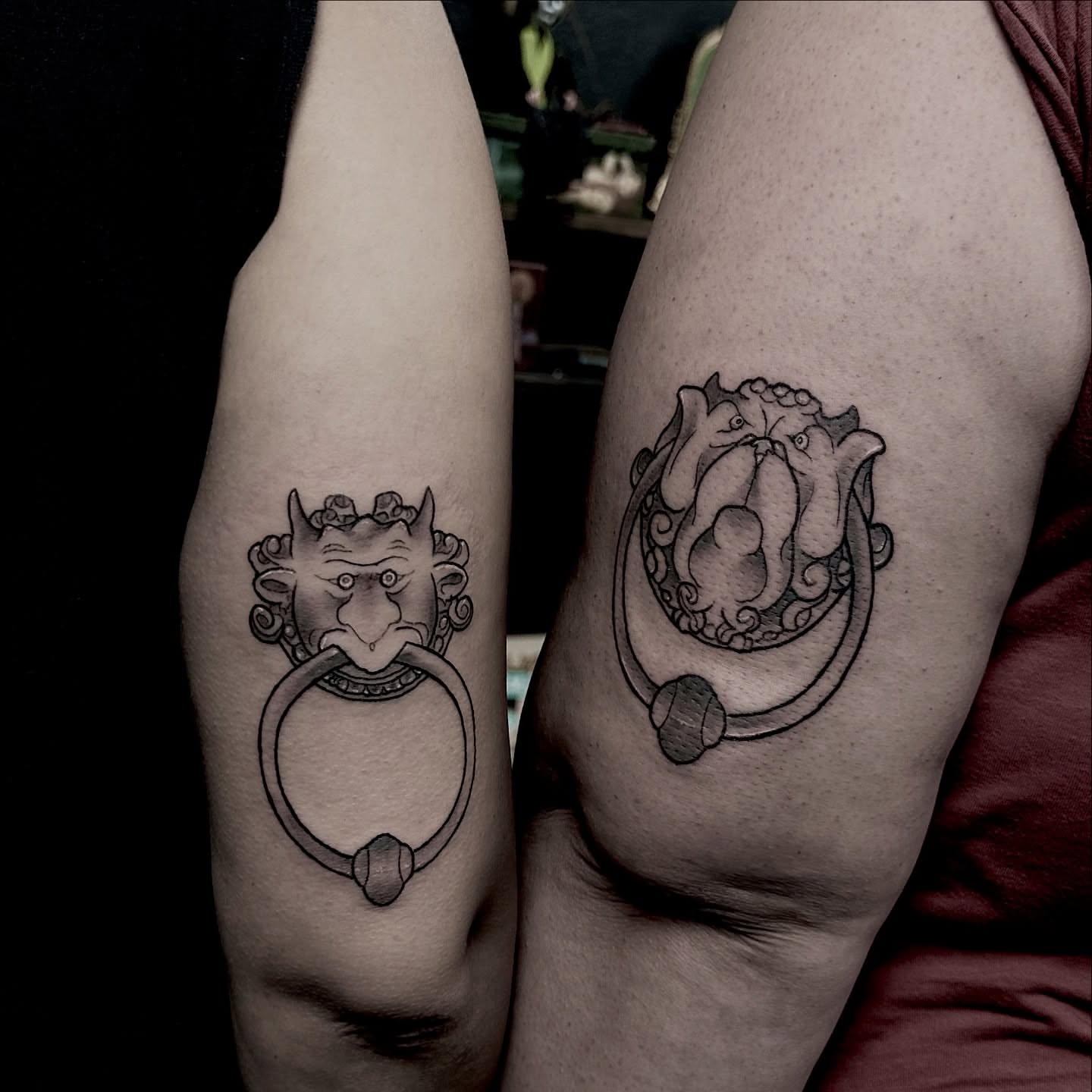 Door knocker realism tattoo on the forearm by ๐๐ฌ๐ฐ๐ฅ ๐๐ฌ๐ฌ๐ซ