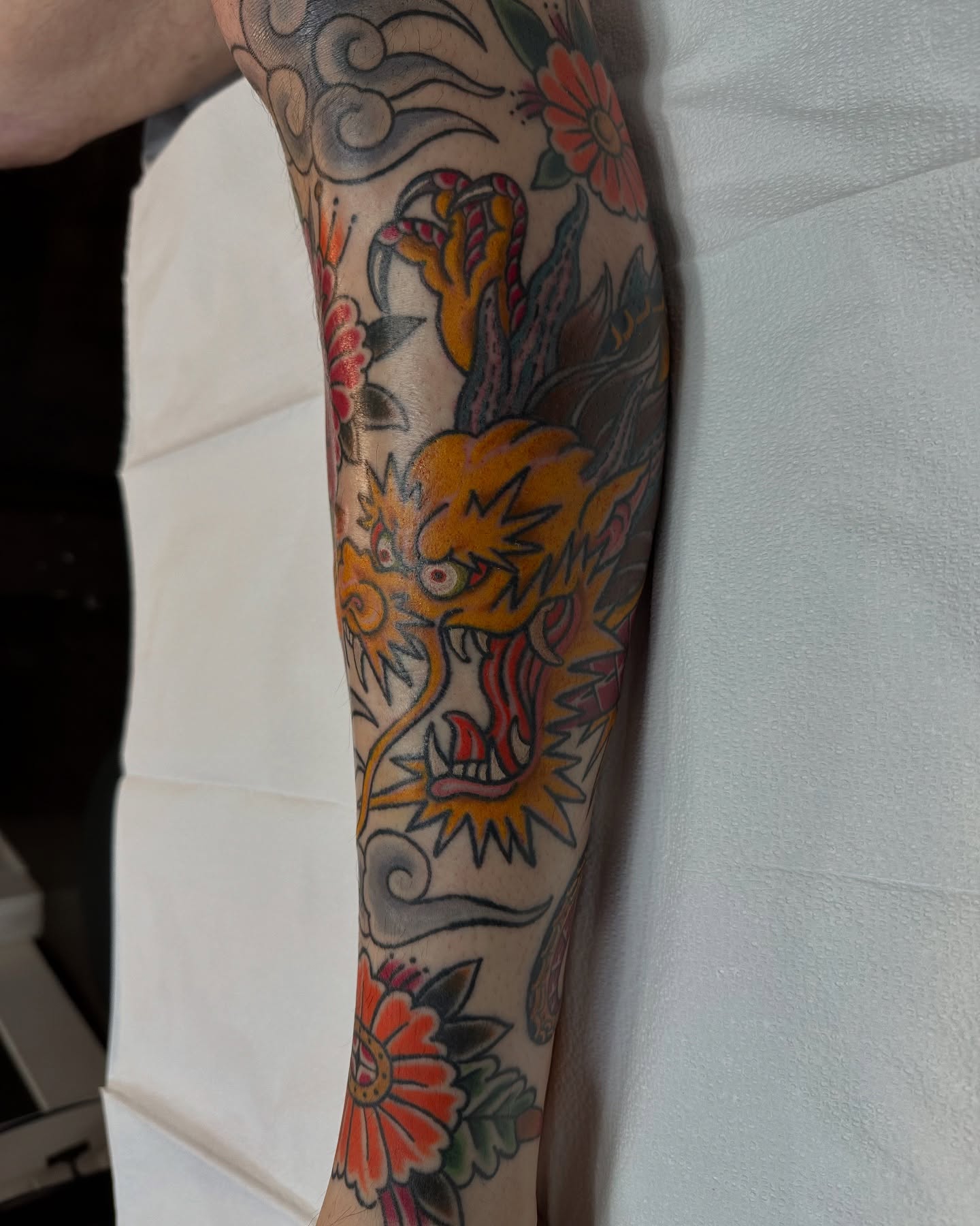 Tattoo by @rollhardy — american_traditional
