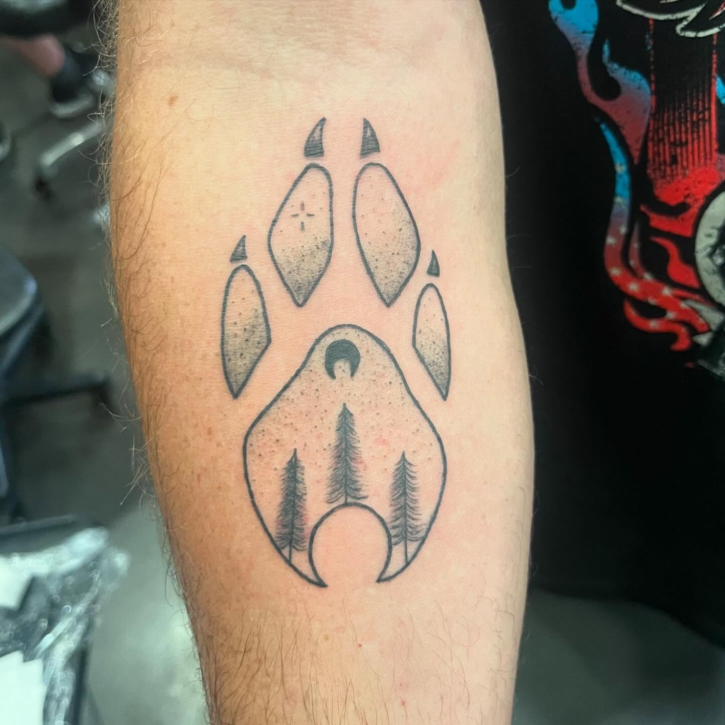 Tattoo by @keely_savage — black_and_grey