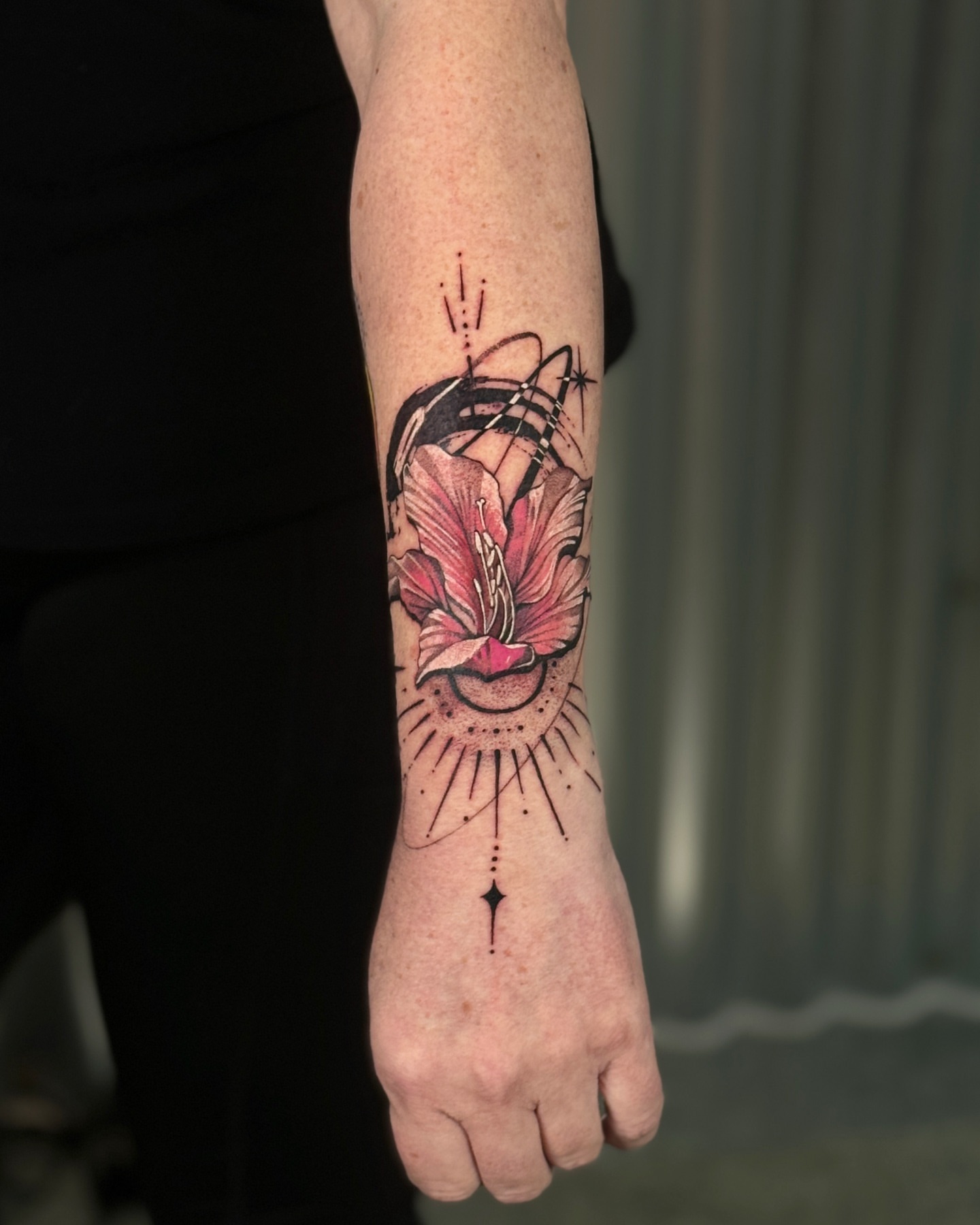 Tattoo by @zinktattoostef — dotwork, geometric