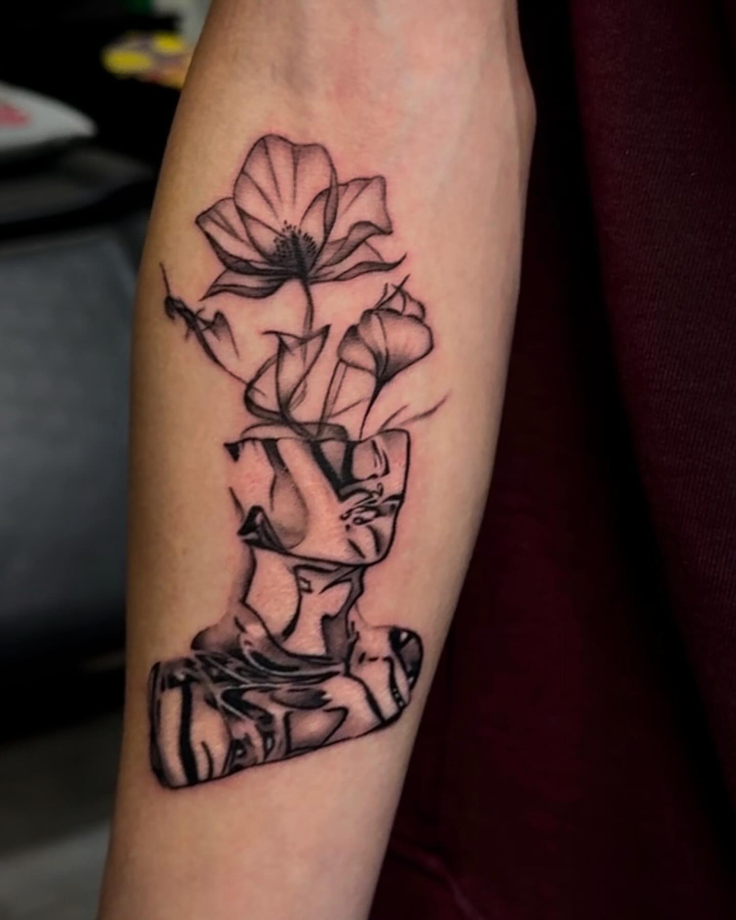 Tattoo by @amandoom — black_and_grey